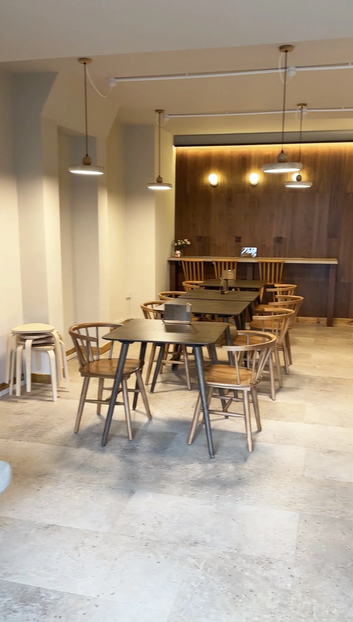 coarse-to-fine-coffee-interior.jpg