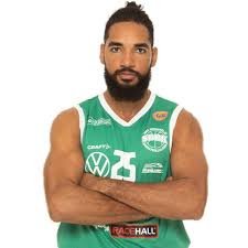 Kevin schutte llega a ccb para comandar el juego interior
