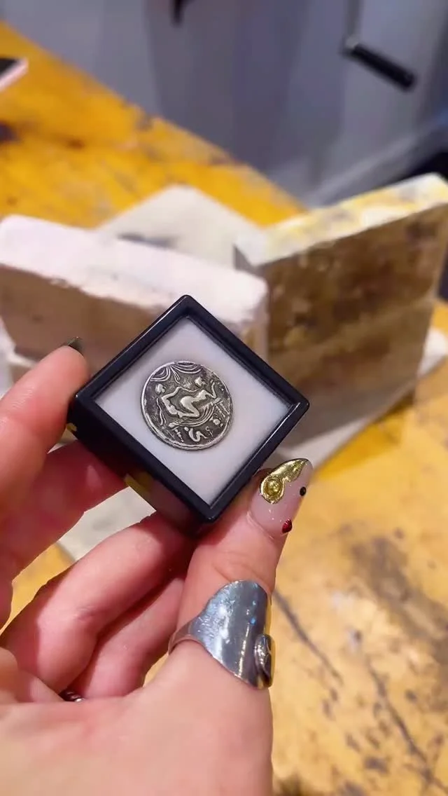 Cast a Roman Brothel Token with us 🪙
