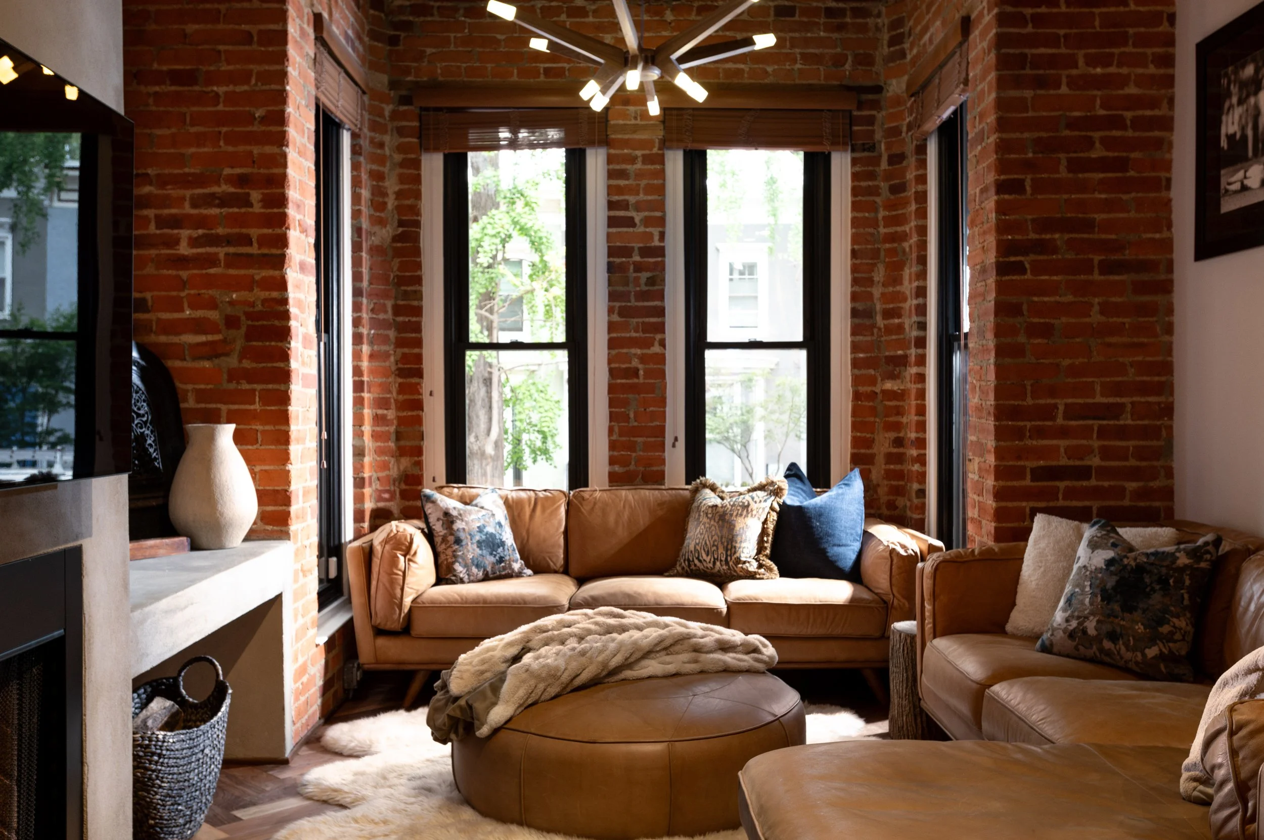 Rustic Victorian Row Home Listing Photography