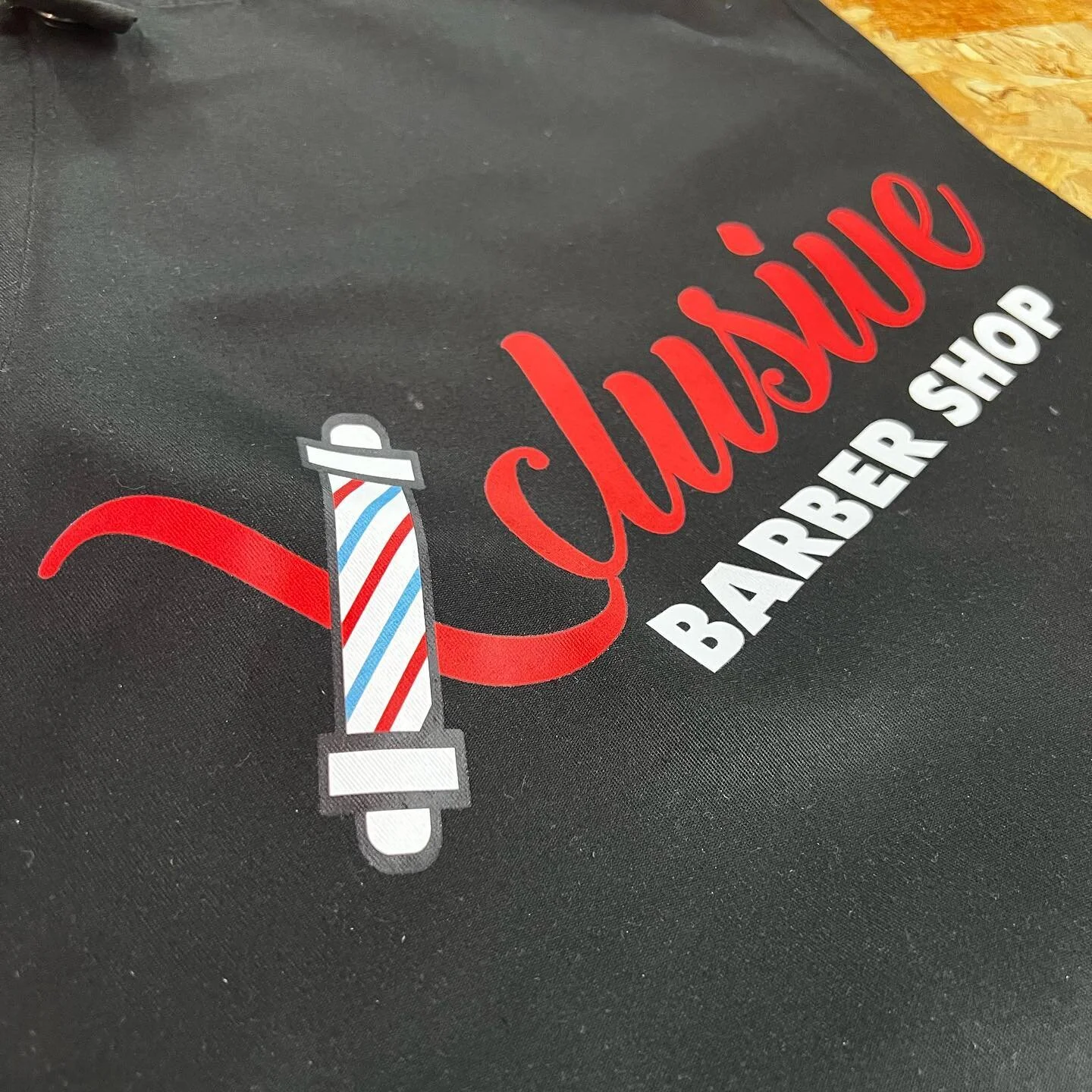 High quality digital transfer prints on some Aprons for @x_clusivebarbers 🙏🏽👌🏽

Thanks for choosing us!