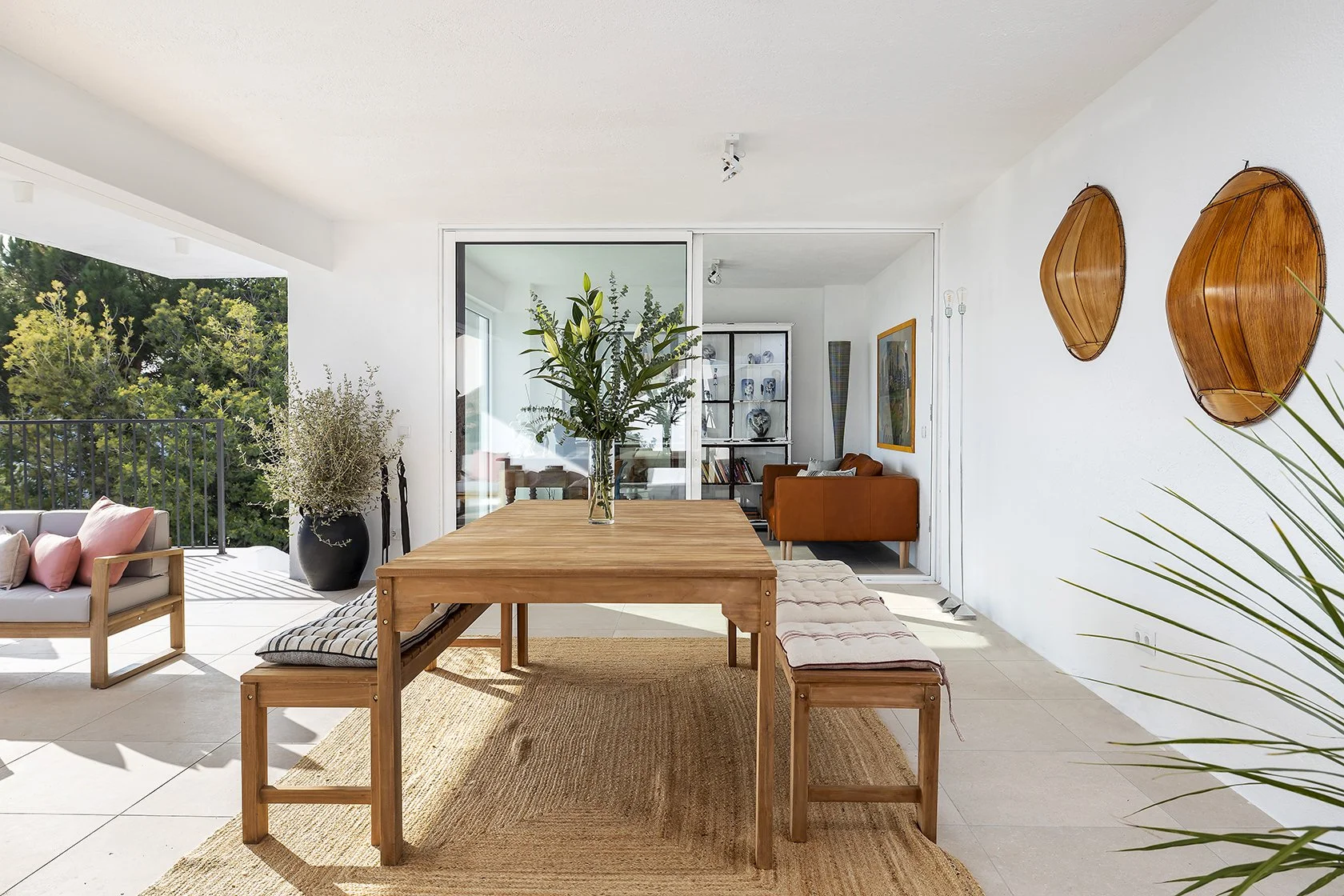 Why Empty Homes Are Harder to Sell