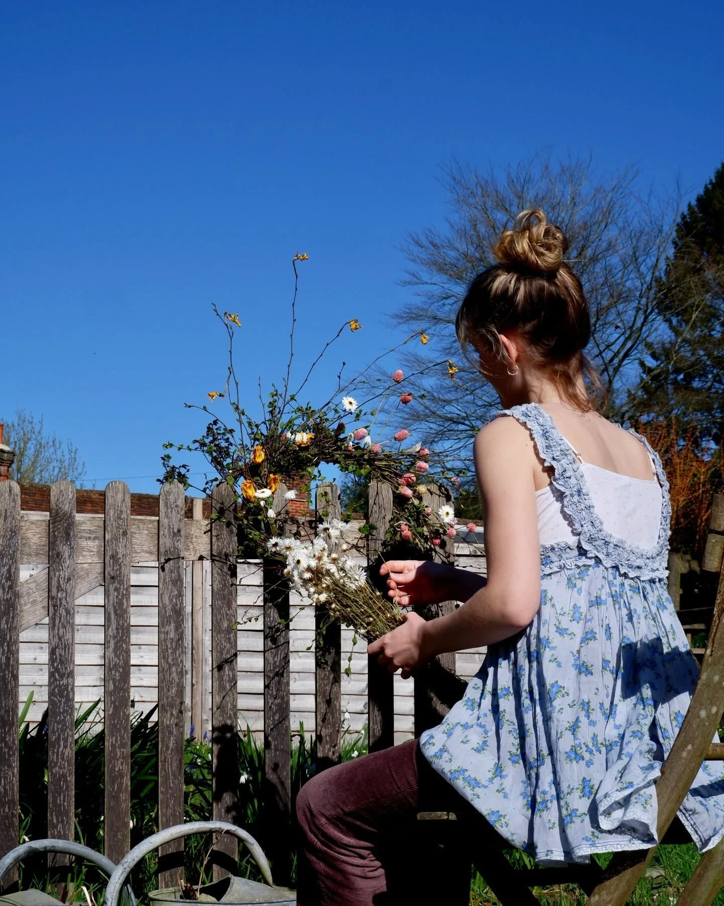 Personal | Oh happy, happy Friday... Whilst my studio currently takes on the role of storage space, I'm sharing these pictures from early April last year. 

Days of endless sunshine, so unlike our current weather. Oh! How I am hoping that it will arr