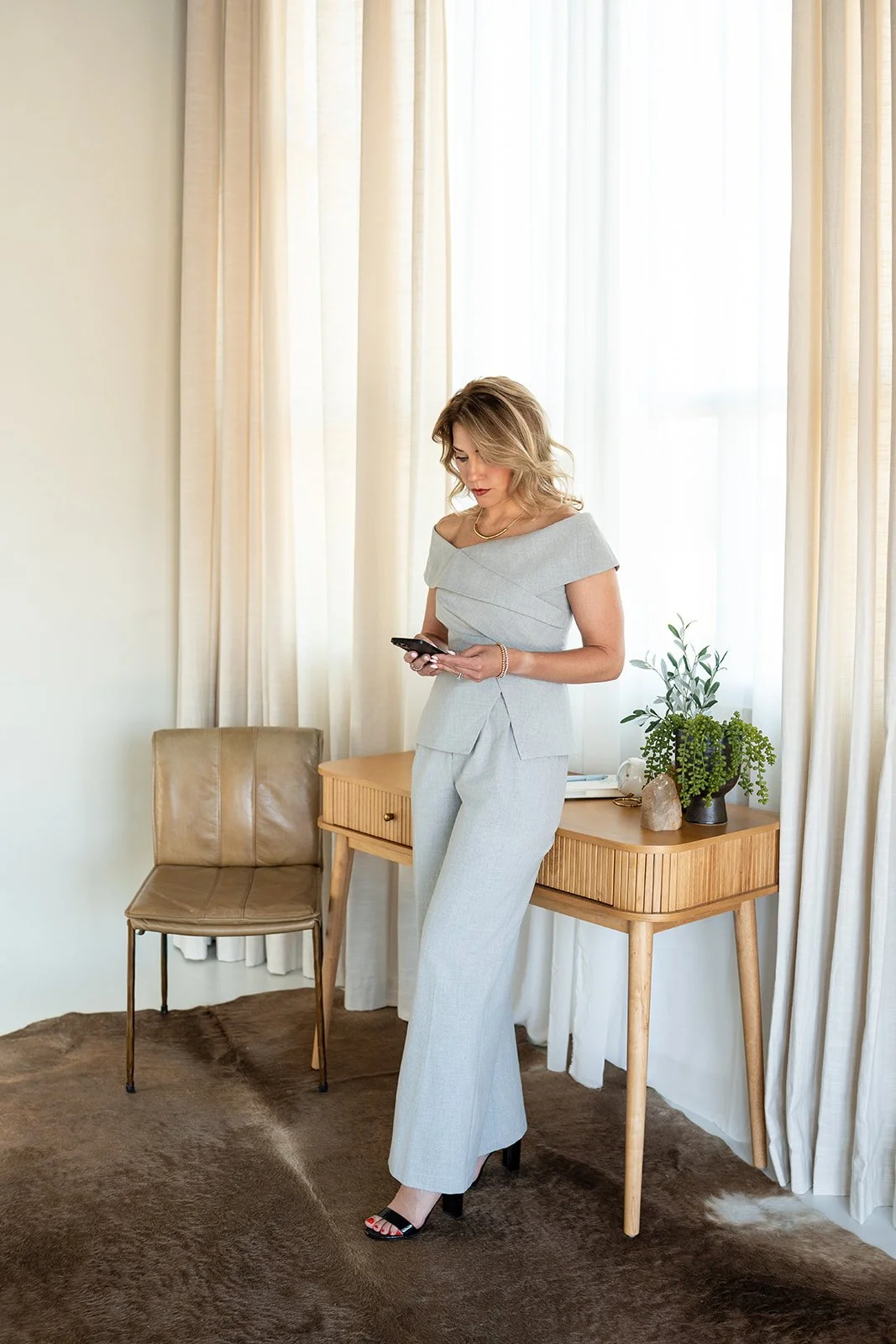 Brittany Baker LCSW messaging Coaching client in Denver, CO