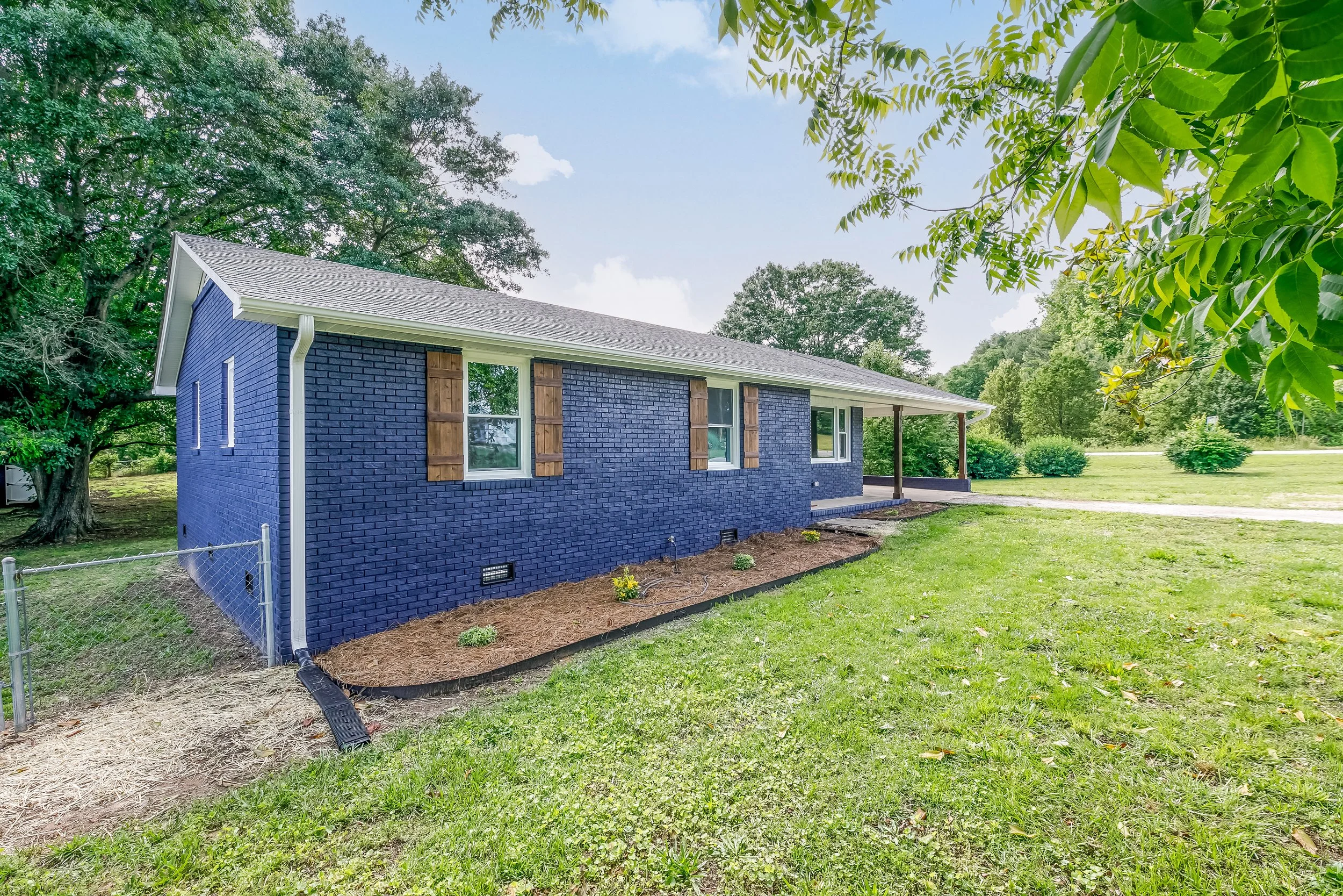 Hillbrook Circle-33.jpg