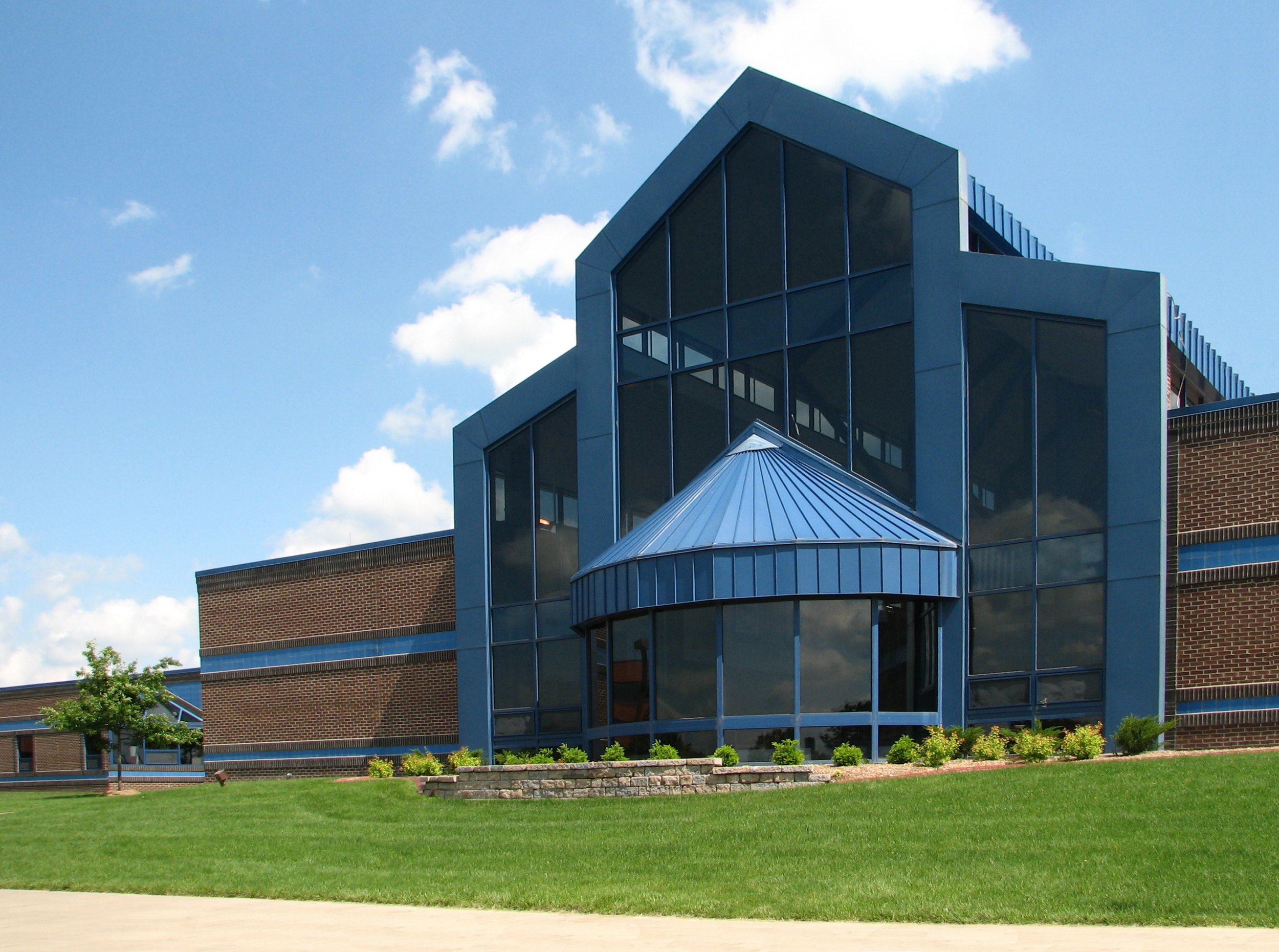 Liberty High School - Liberty 53 School District