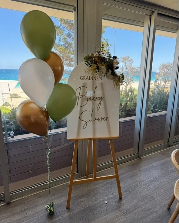 What a stunning Baby Shower setup! 🤍💚

Thank you Karina for sharing photos with us!

Enquire today to find out how we can help make your special event that extra bit special!