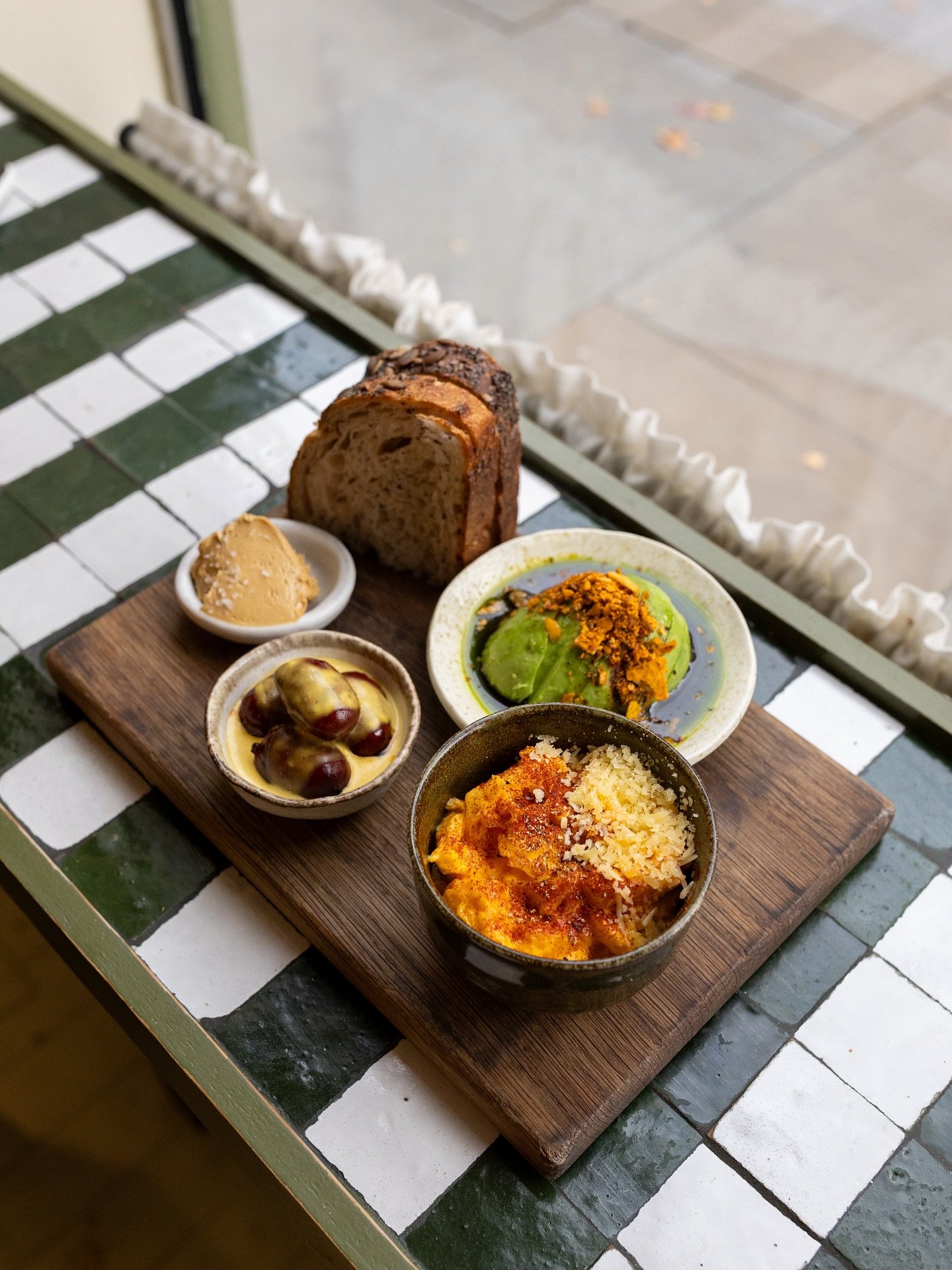 is it even a willows brunch board without avocado? 🥑