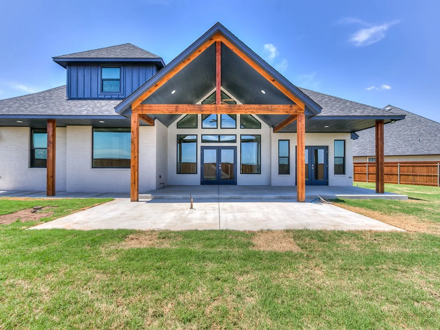 Erecting Metal Building: An Absolute Guide to Avoid Mistakes