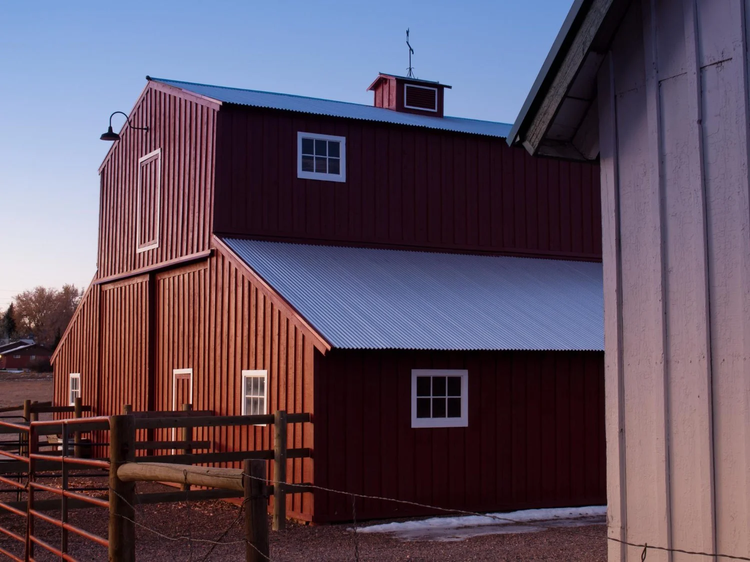 Why A Metal Barn Is the Smartest Property Addition
