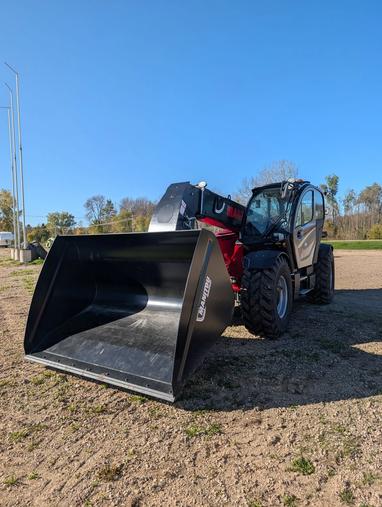 2026 Manitou 850-145 V+