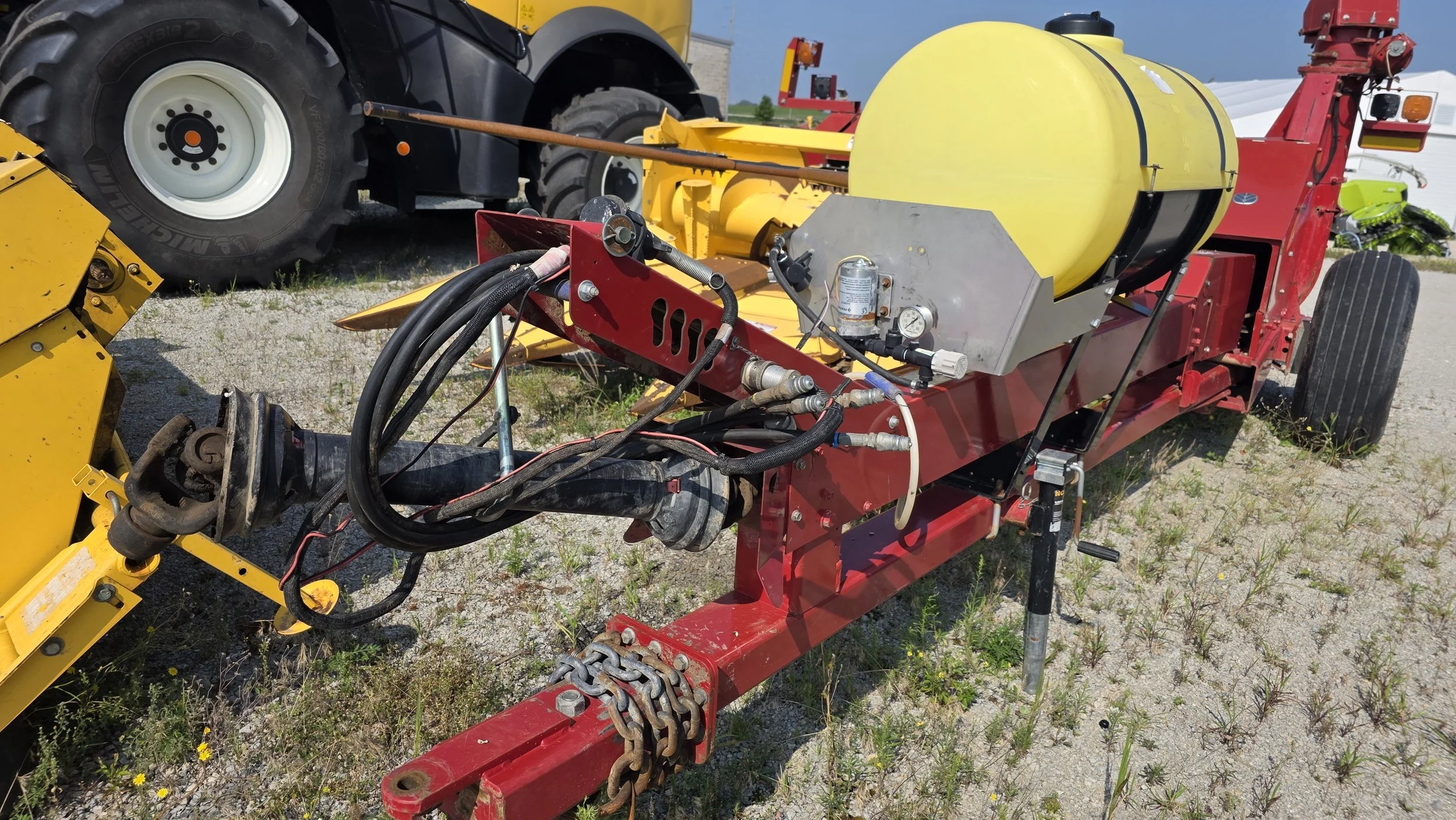 2013 New Holland FP240
