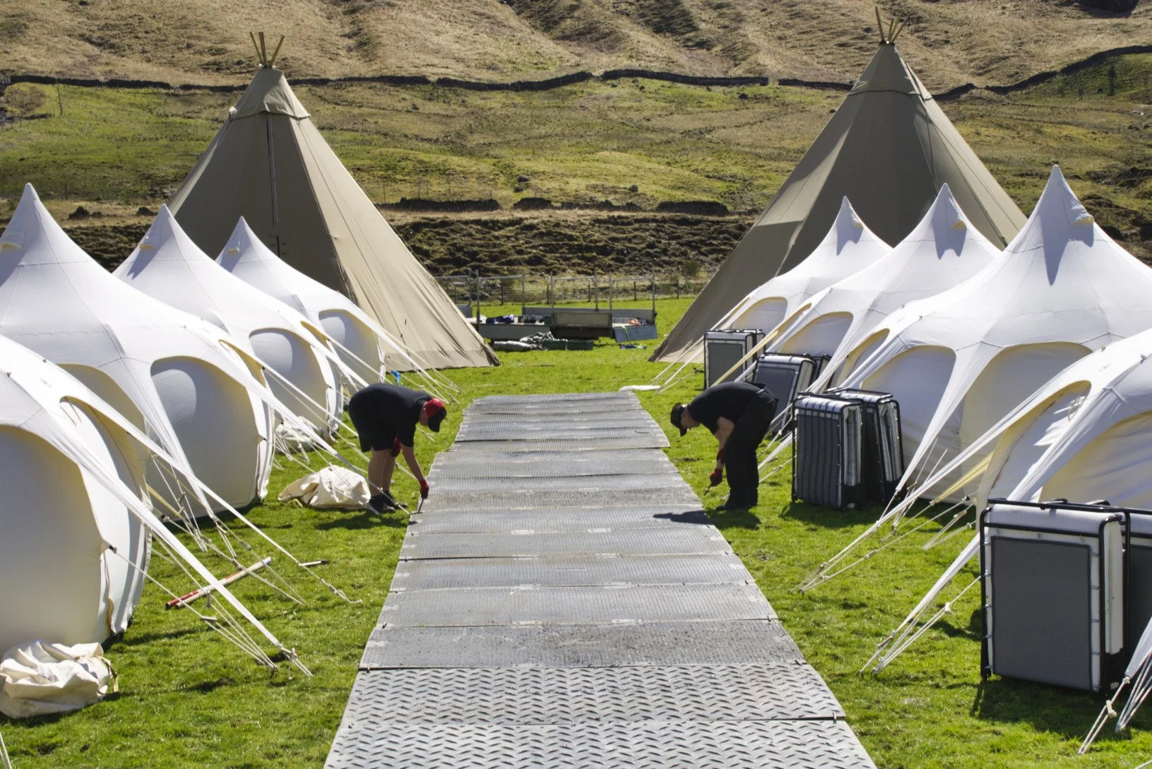 Big Red Beard Highland Kings Ultramarathon Base Camp Tents Ground Protection Events  (20).jpg