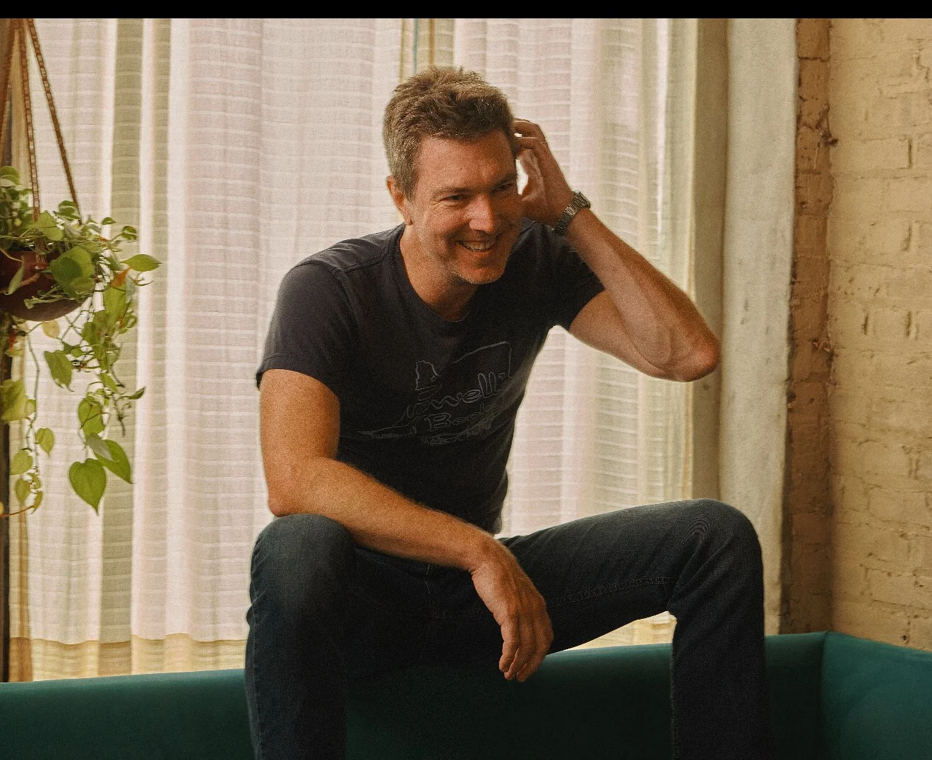Hamilton Leithauser of The Walkmen