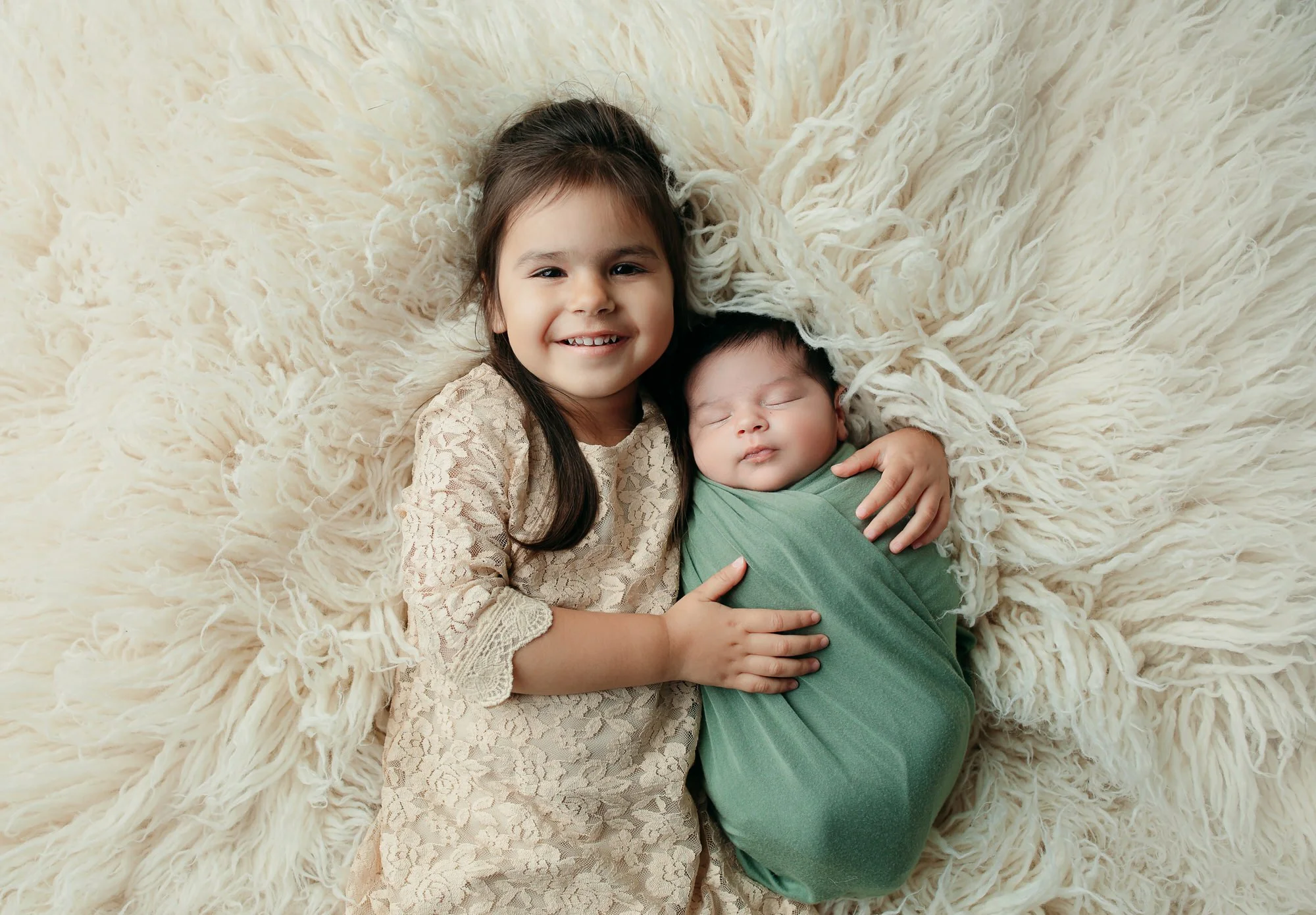 Pics-By-Nic-In-Studio-Newborn-Session4.JPG