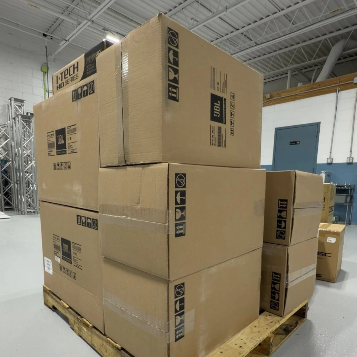 VTX in boxes