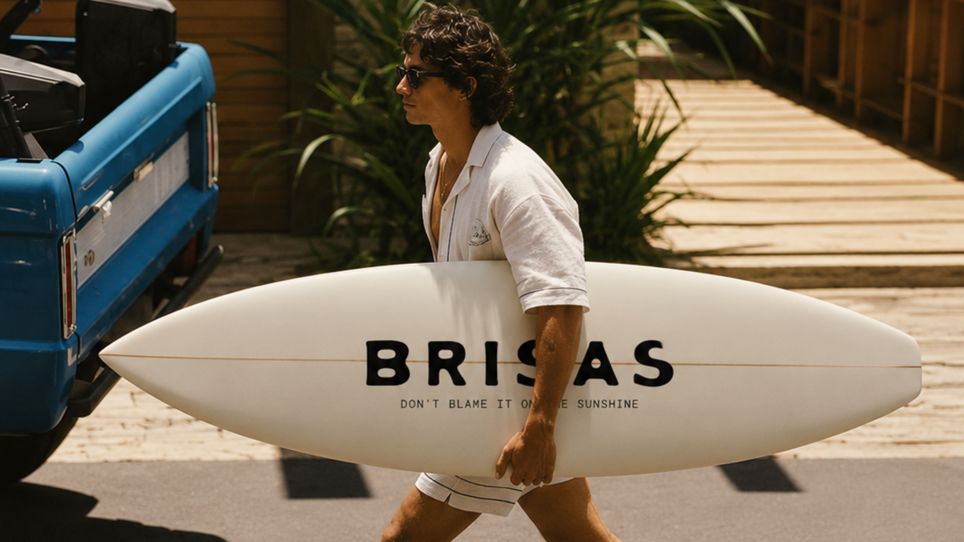 Brisas Padel packaging design inspired by Acapulco