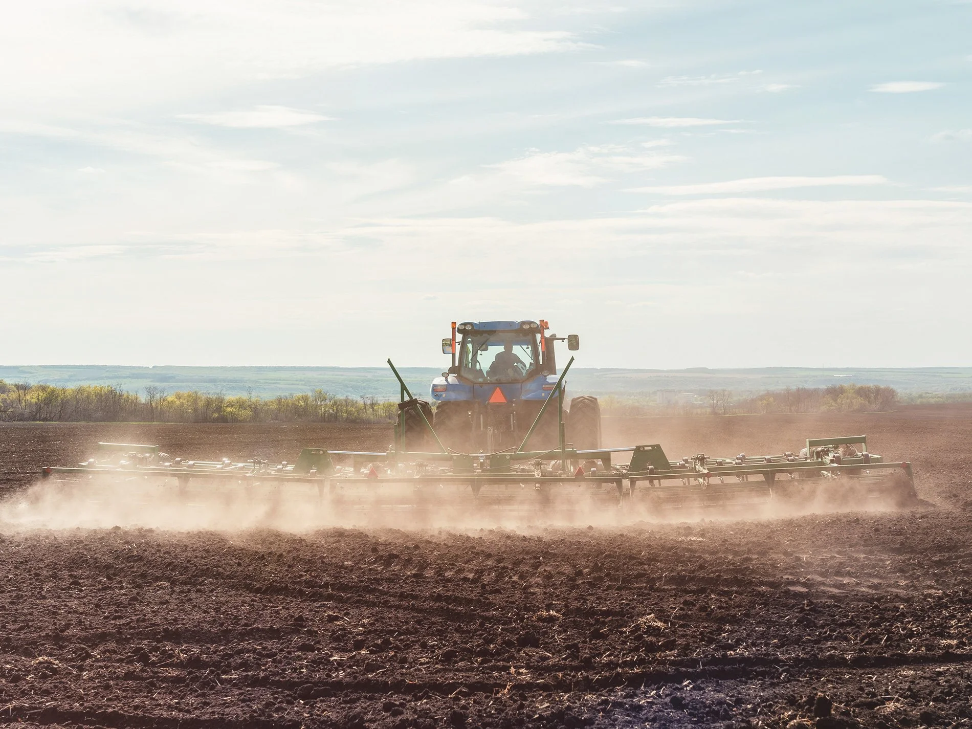 Triple-Tire-tractor.jpg