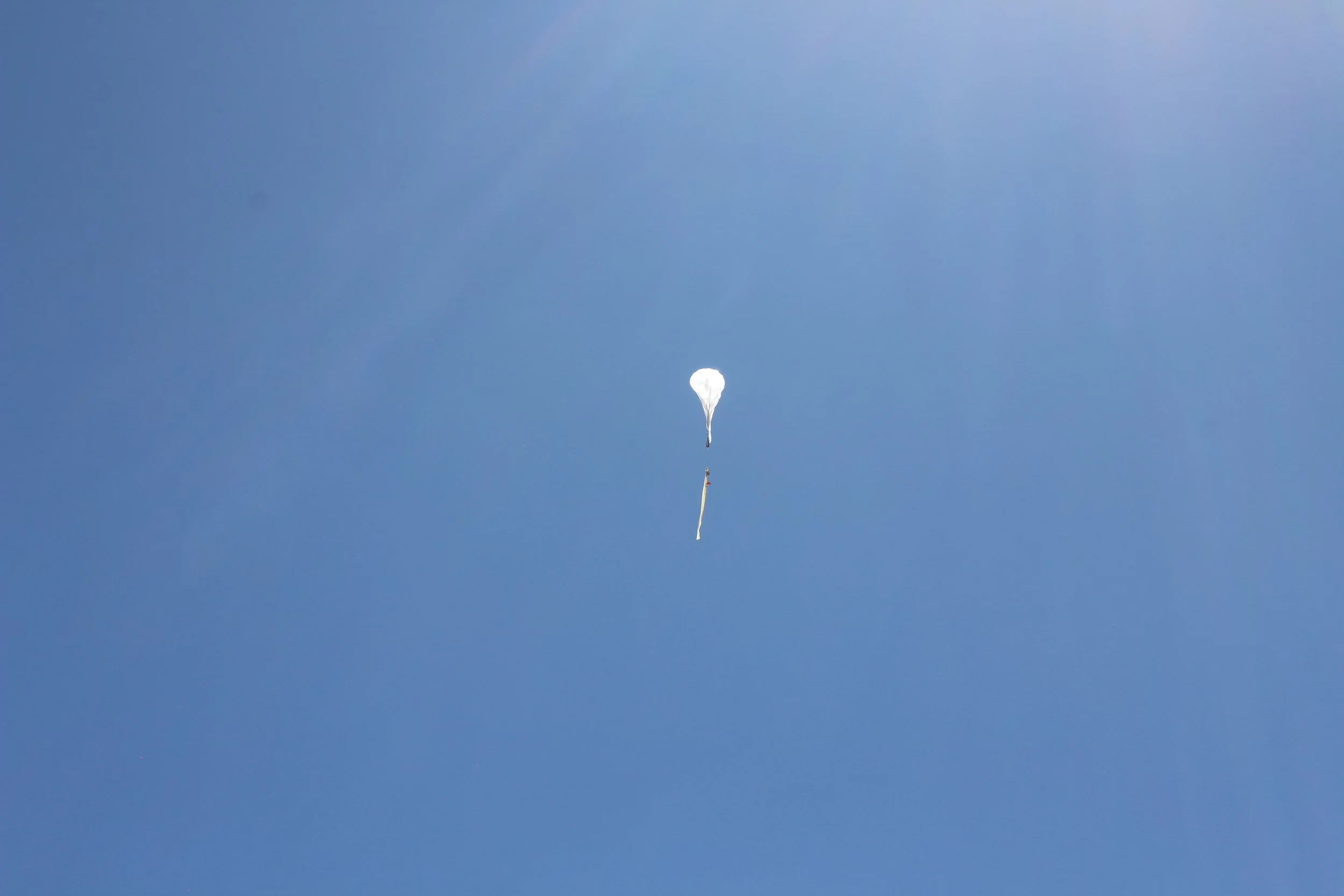 Balloon in Sky, LandscapeJPG.JPG