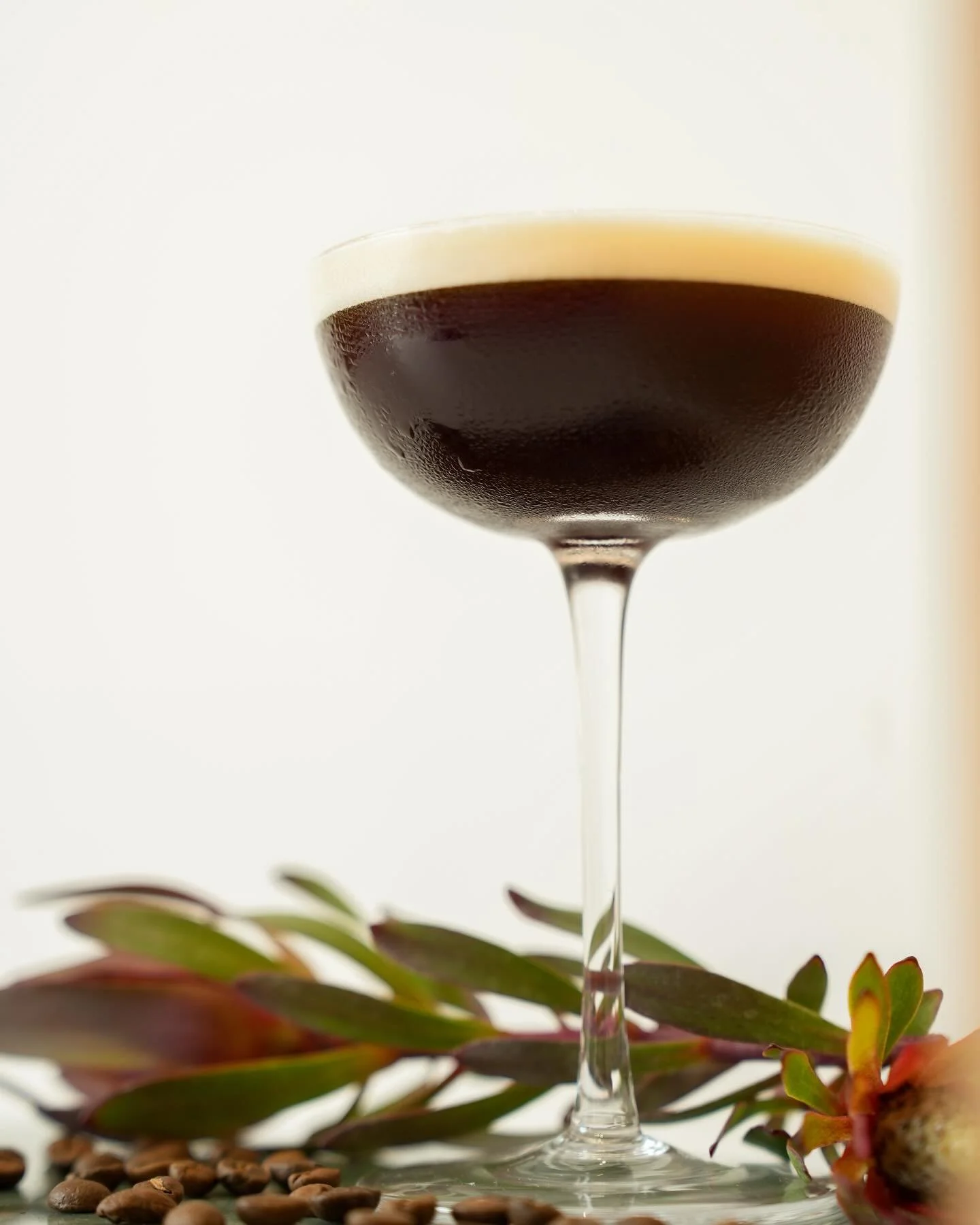 Evening, San Diego 🖤 it would be a good evening if you had your best friend sitting next to you sipping a perfectly chilled espresso martini. Who would you share with?