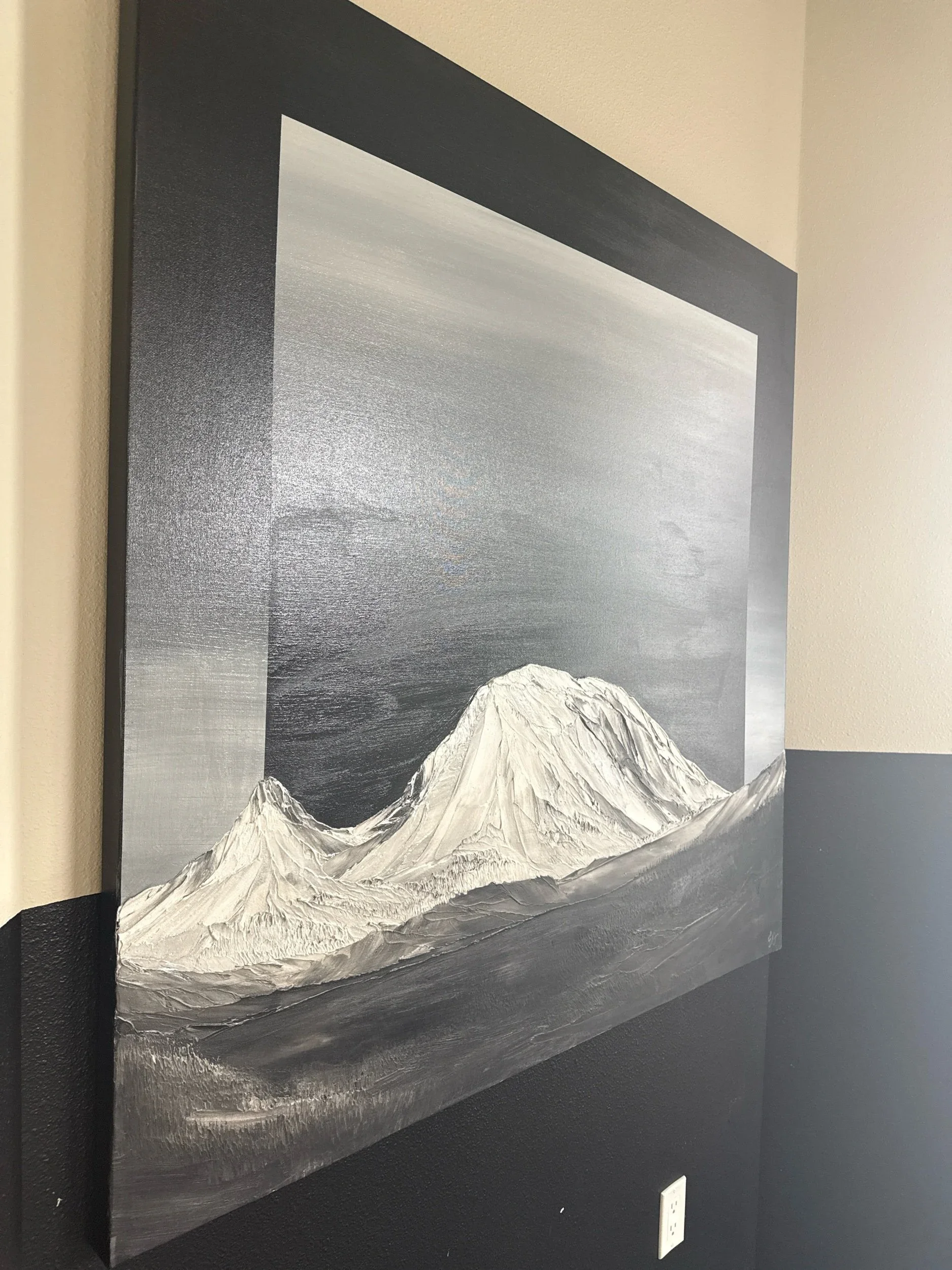rainier-mountain-art-black-white-erin-oostra-2.webp