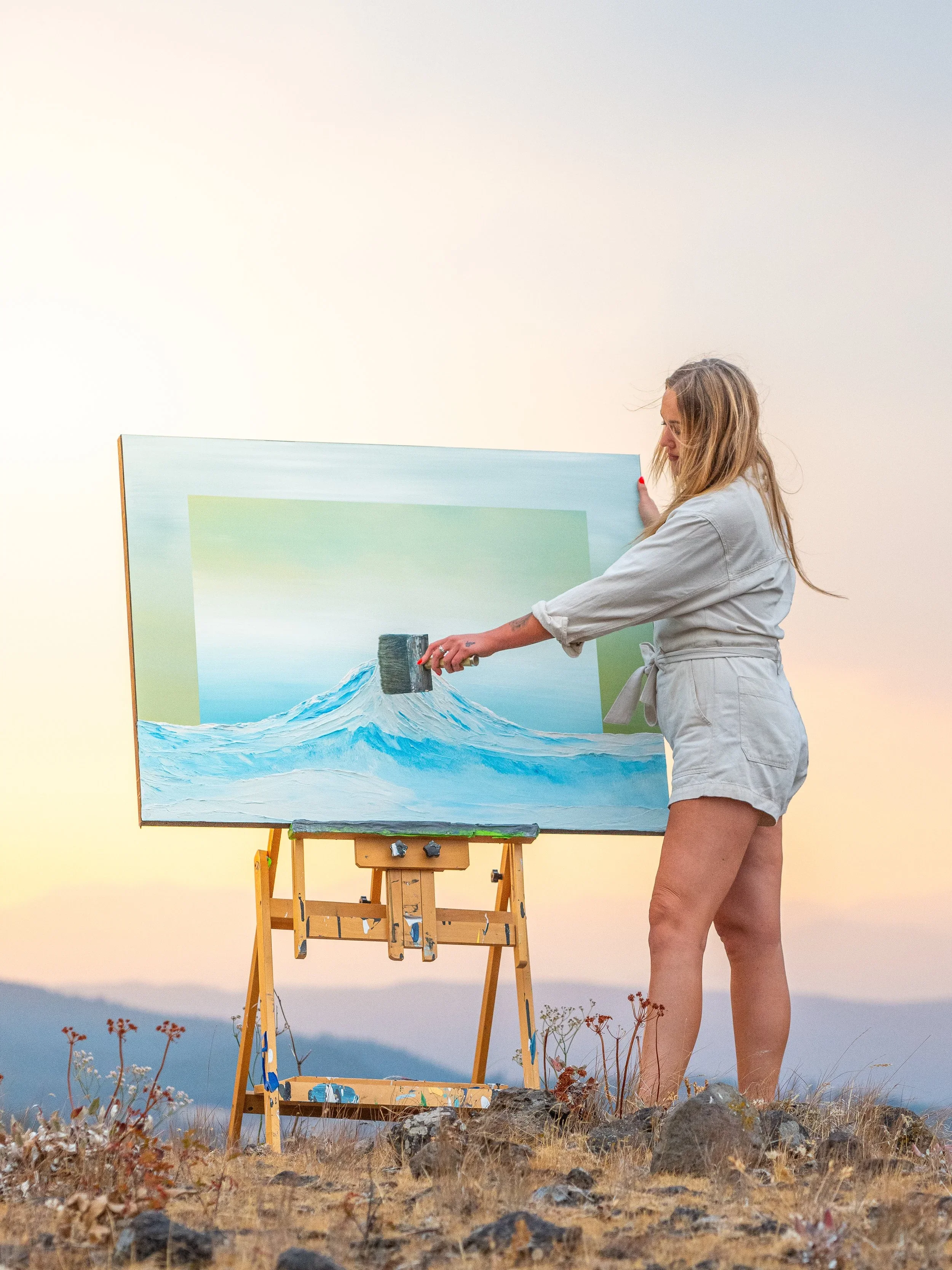 rainiers-threshold-mountain-art-2-erin-oostra-gradient.webp