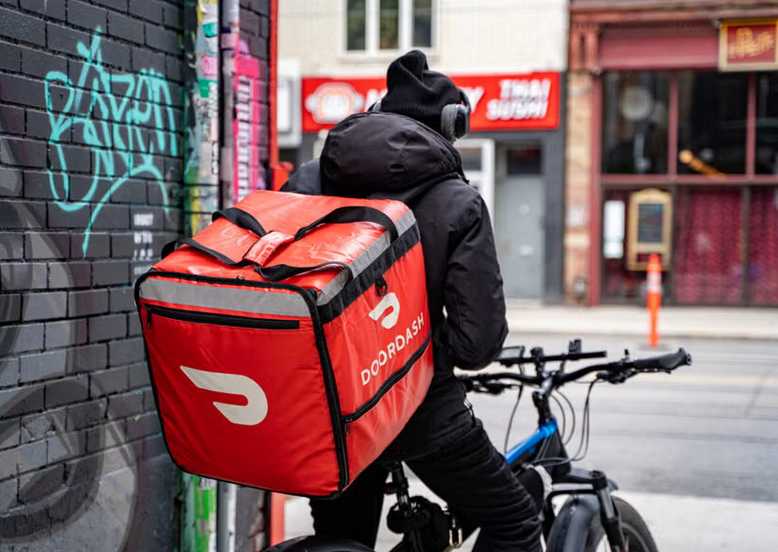 DELIVERY FOR EVERYONE: HOW DOORDASH IS MAKING CLOTHING ACCESSIBLE BEYOND URBAN RETAIL HUBS 
