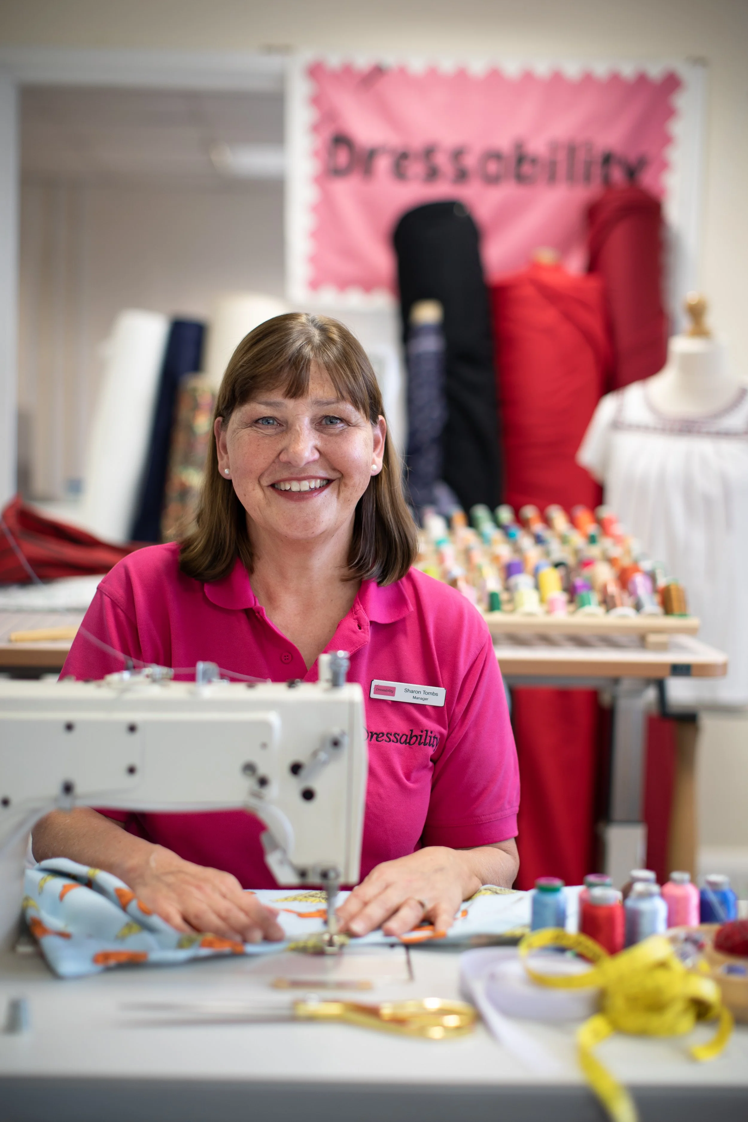 HOW A UK CHARITY PROVIDES AFFORDABLE CLOTHING ALTERATIONS AND BESPOKE ADAPTATION ALTERATIONS TO CREATE INCLUSIVE FASHION