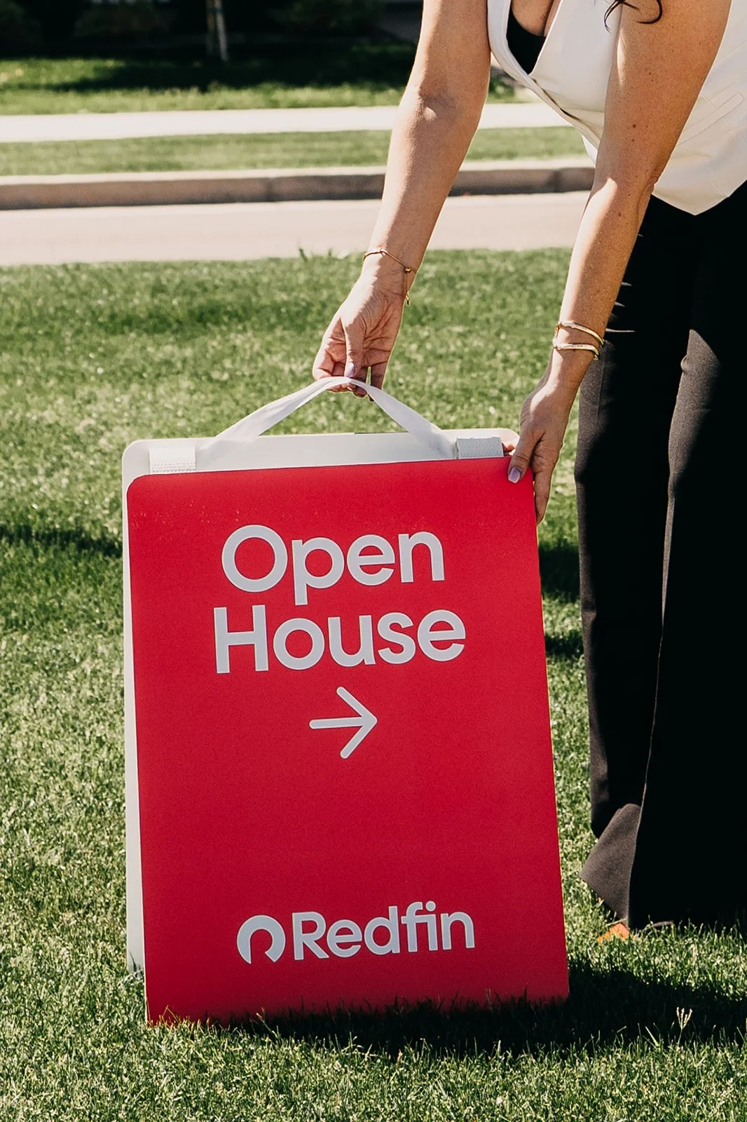 Andrea Michelle Photography- Arizona Redfin Real Estate Danielle and Stephanie - Photograph -16_websize.jpg