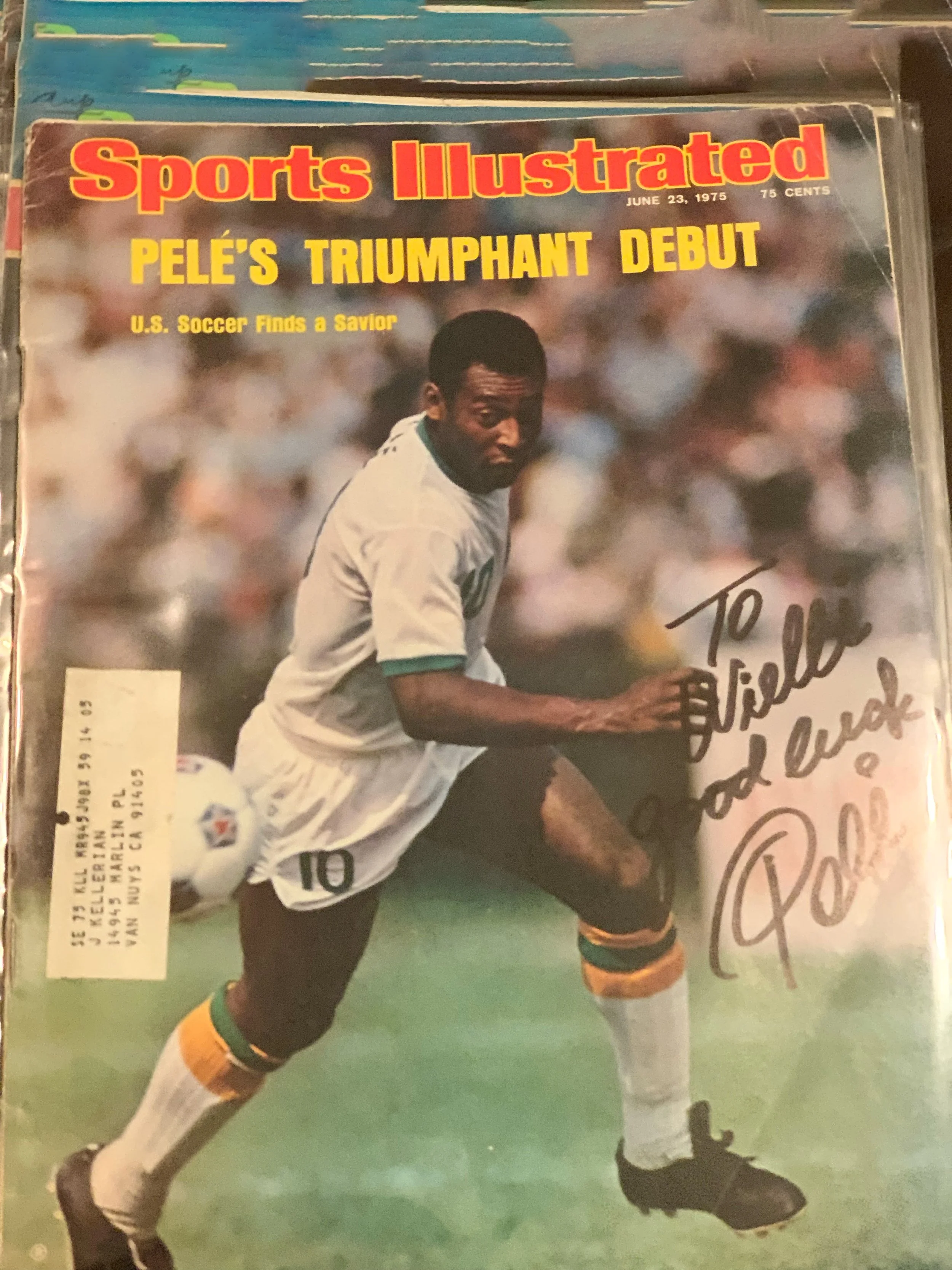Sports Illustrated ' Pelé's Triumphant Debut' U.S. Soccer Finds a Savior.