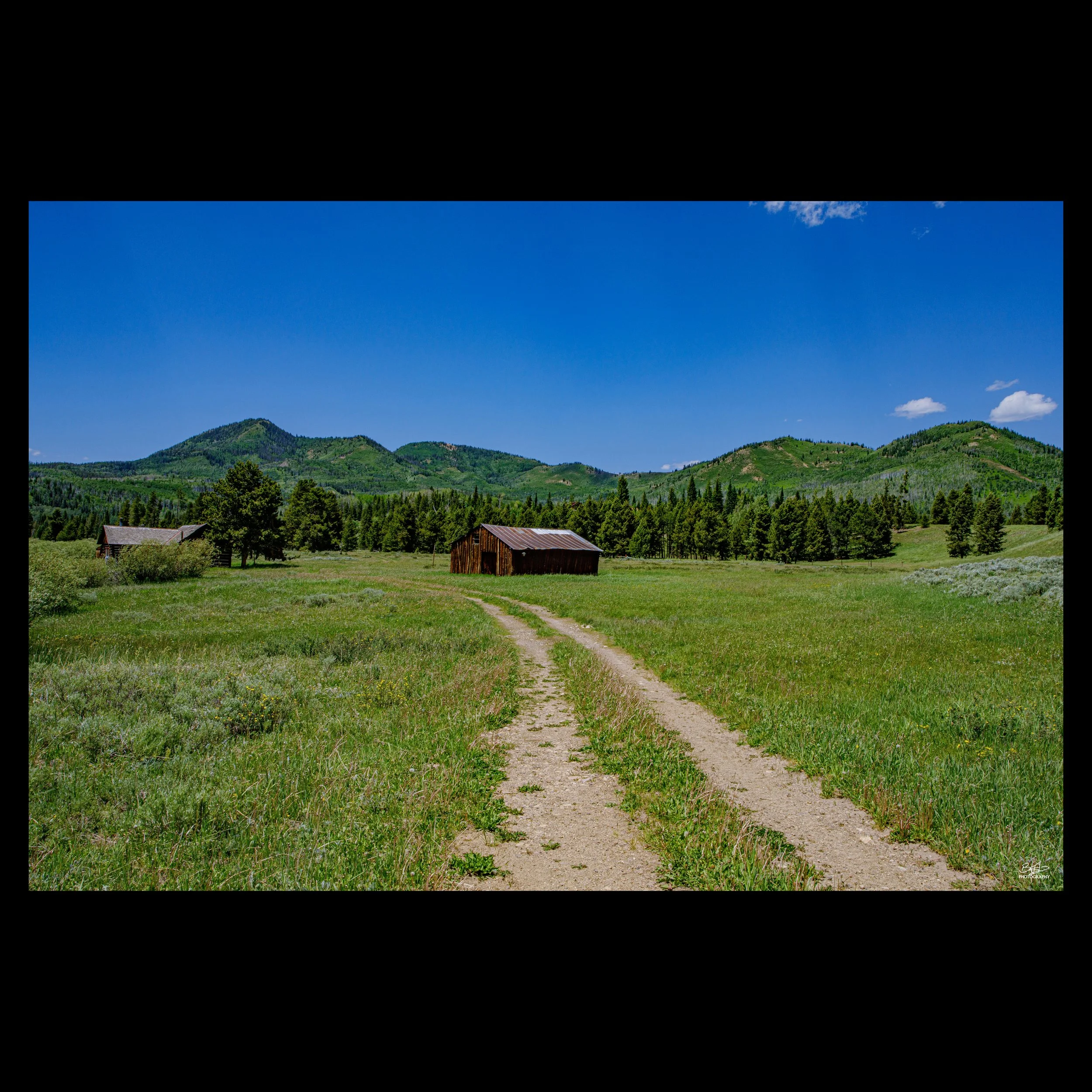 Old Barn @ Steamboat Lake