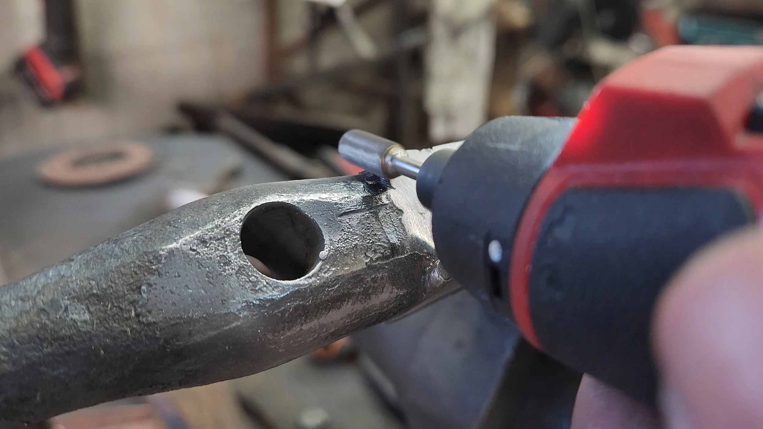 Custom steel dragon shaping