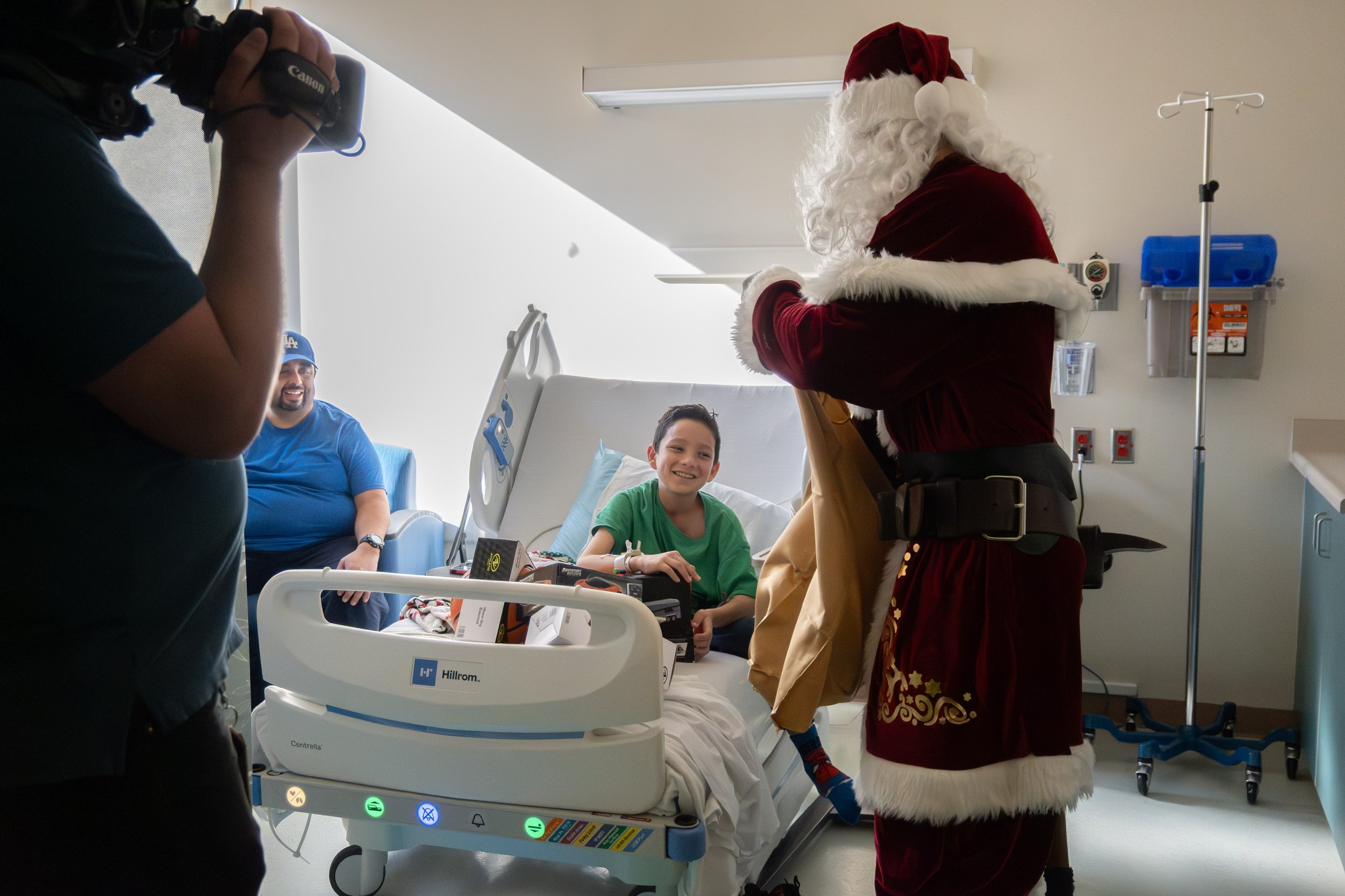 Santa Makes Grand Entrance for Pediatrics Visit 