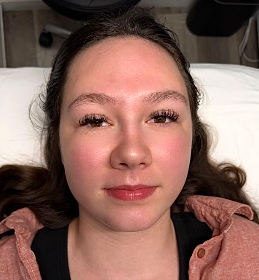 Classic Lash Extensions by Hannah