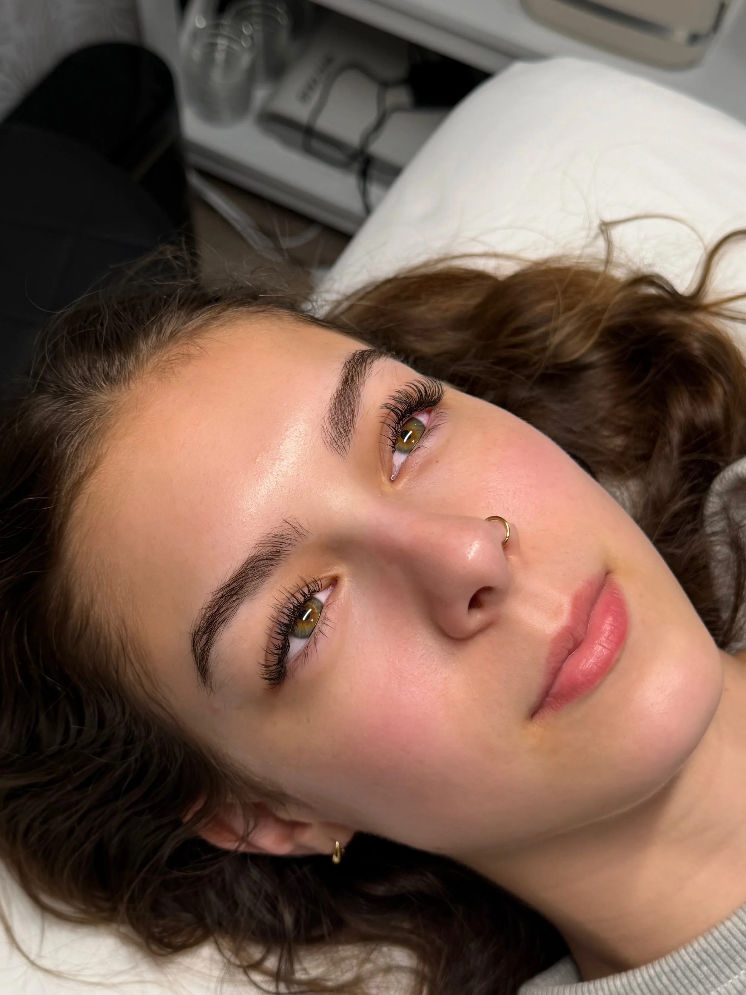 Classic Lash Extensions by Hannah