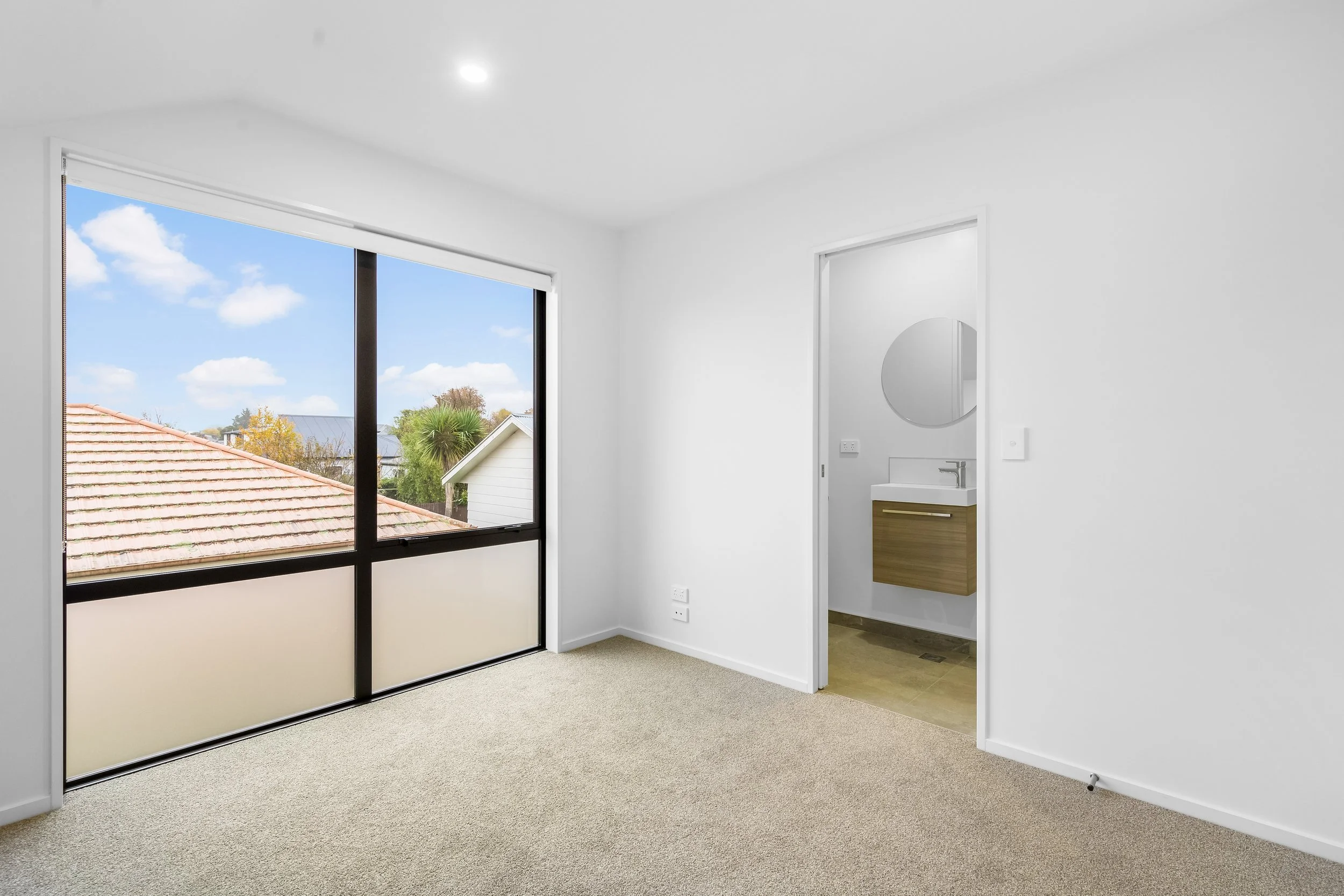 Edward Avenue, Edgeware — Titus Group