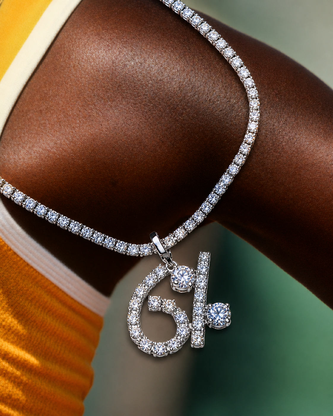DETAILS CAROUSEL – Frame 1.png