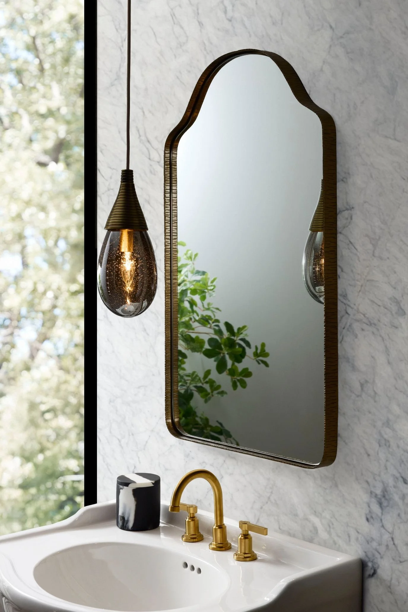 Unusual Bathroom Mirror Ideas: Alternative Designs that Make a Statement