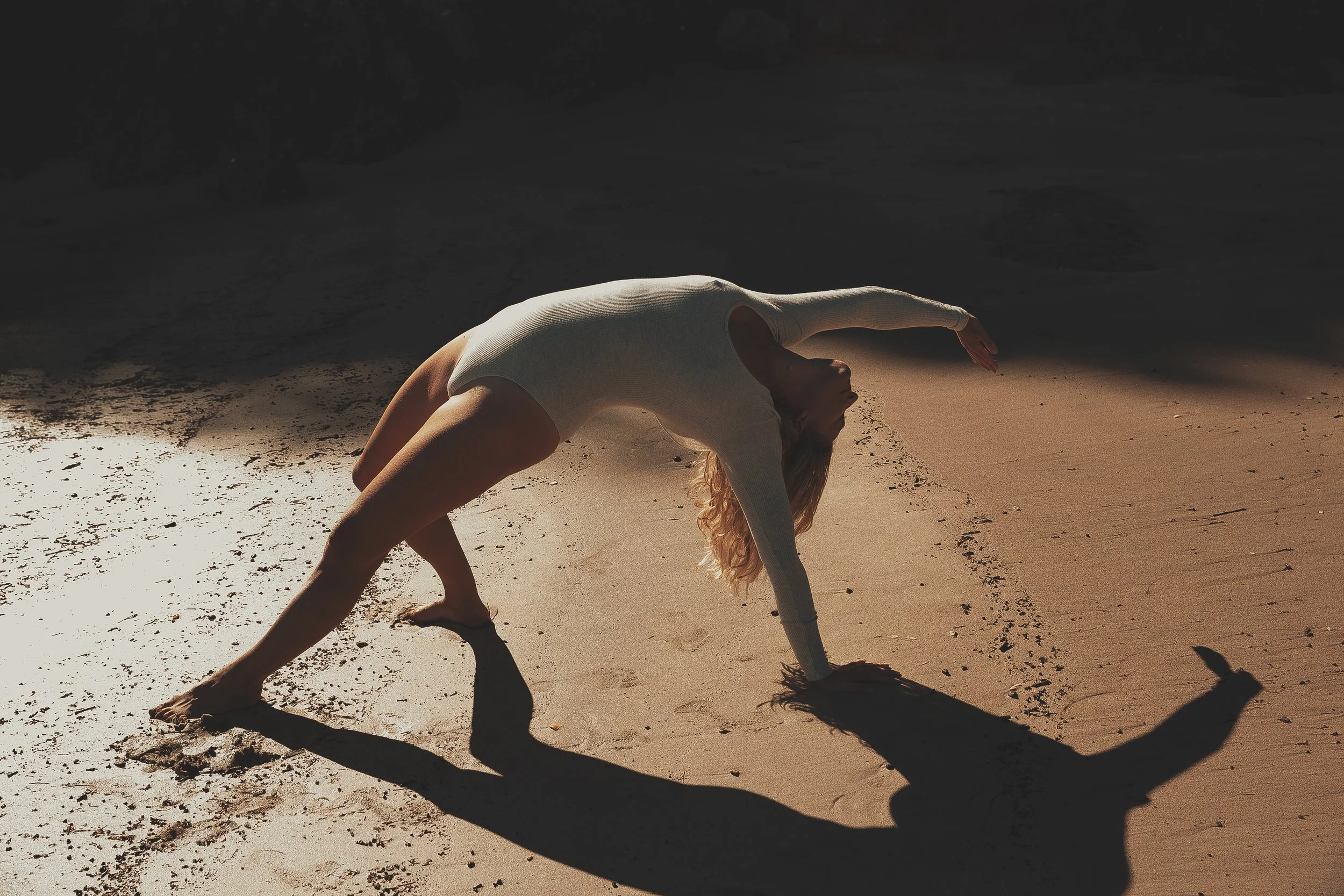 Mystic_Muse_Sandhana_Yoga_On_The_Beach-6096 (1).jpg