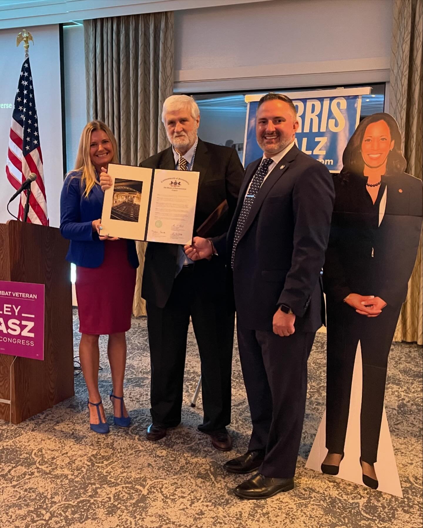 The North Penn Dems Dinner took place at PineCrest Country Club this past Thursday evening. It was a wonderful opportunity to gather and celebrate the efforts of volunteers like John Coffey who received the Distinguished Service Award. John is a Hatf