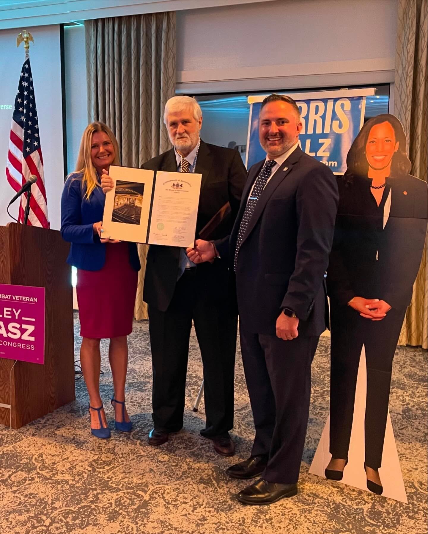 The North Penn Dems Dinner took place at PineCrest Country Club this past Thursday evening. It was a wonderful opportunity to gather and celebrate the efforts of volunteers like John Coffey who received the Distinguished Service Award. John is a Hatf