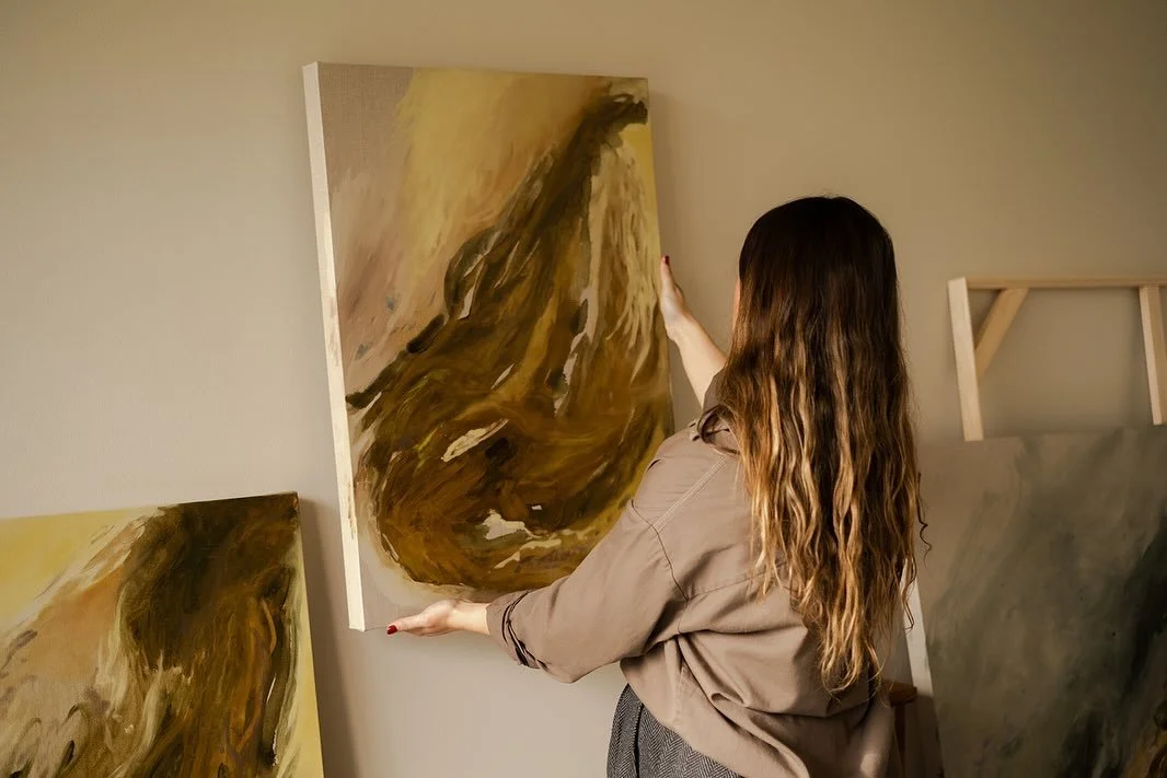 SENSE | On View until October 26th
Nowlan’s abstracted, mythological landscapes draw from the Peninsula’s shifting coastlines, weather systems and bushland, while her perfumes extend these works beyond the canvas, an intimate, wearable t