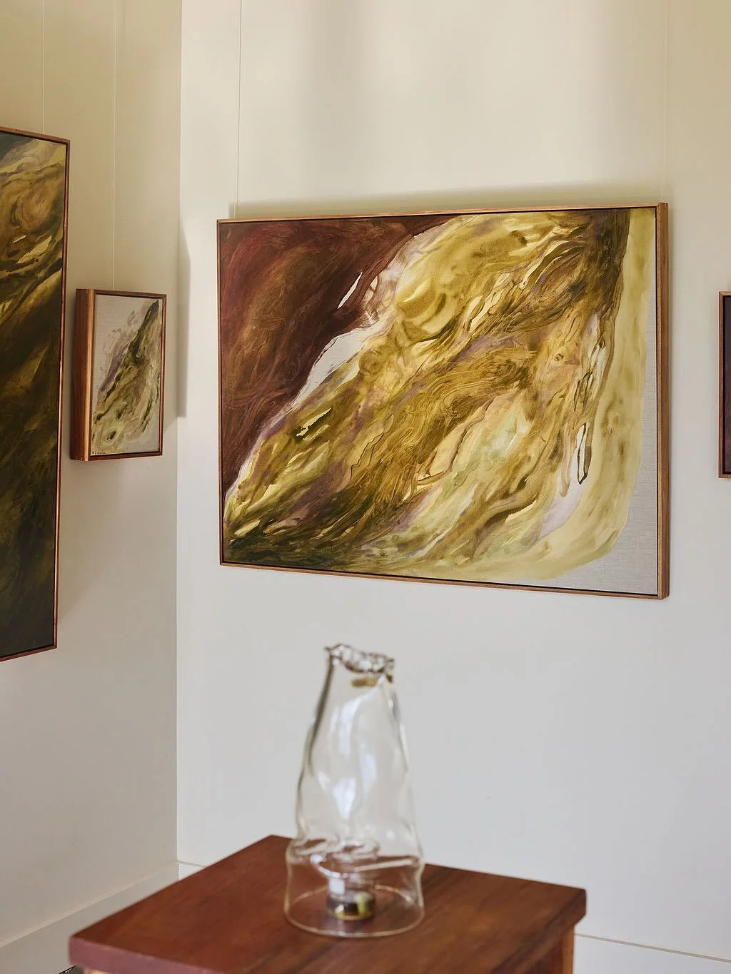 Final days to experience SENSE — a solo exhibition by artist and founder Hannah Nowlan at Red Hill artist-run initiative @landerse.au 
An immersive installation of oil paintings and perfume oils, SENSE invites you to see, feel, and breathe lan