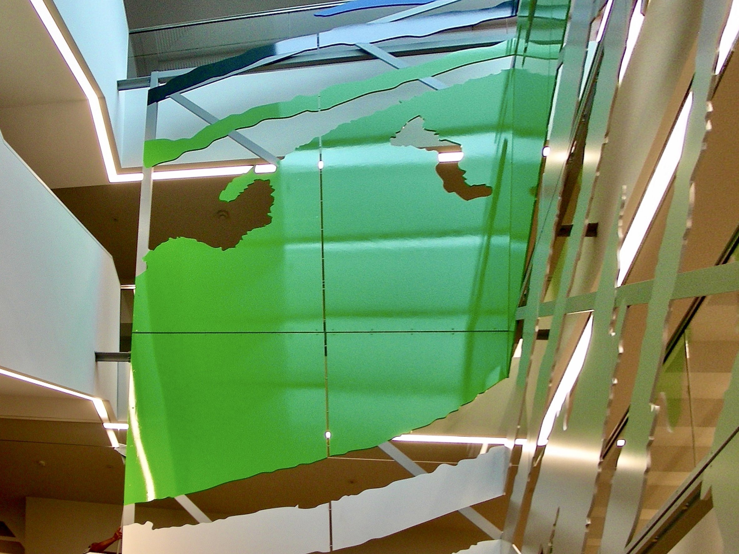 escalera diseño escultura bruselas novartis fachadas composite