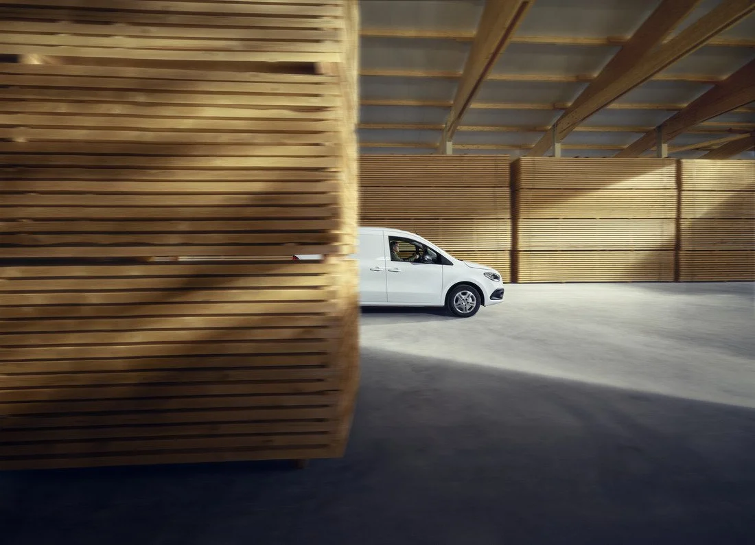 Mercedes Benz Vans Range Photos