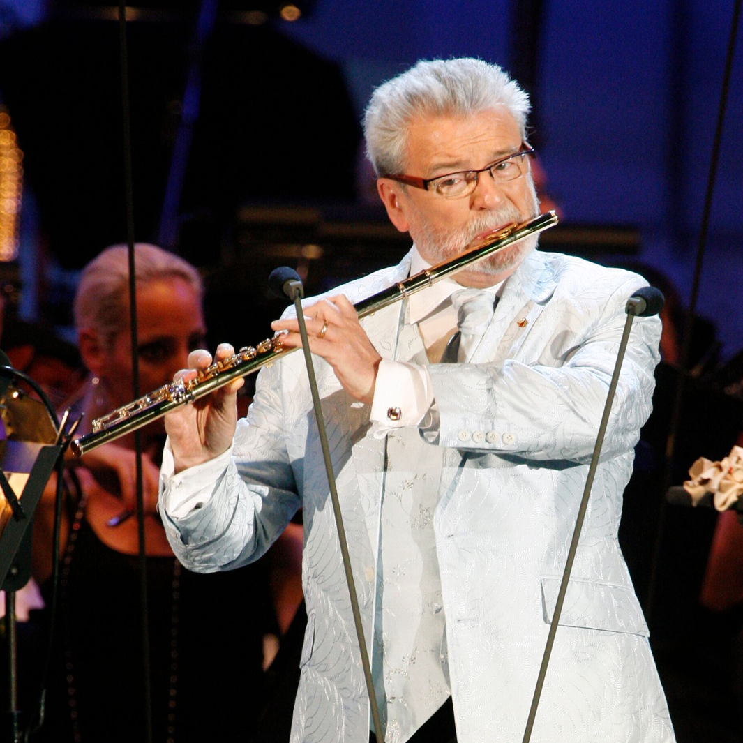 Sir James Galway — Galway Flute Academy