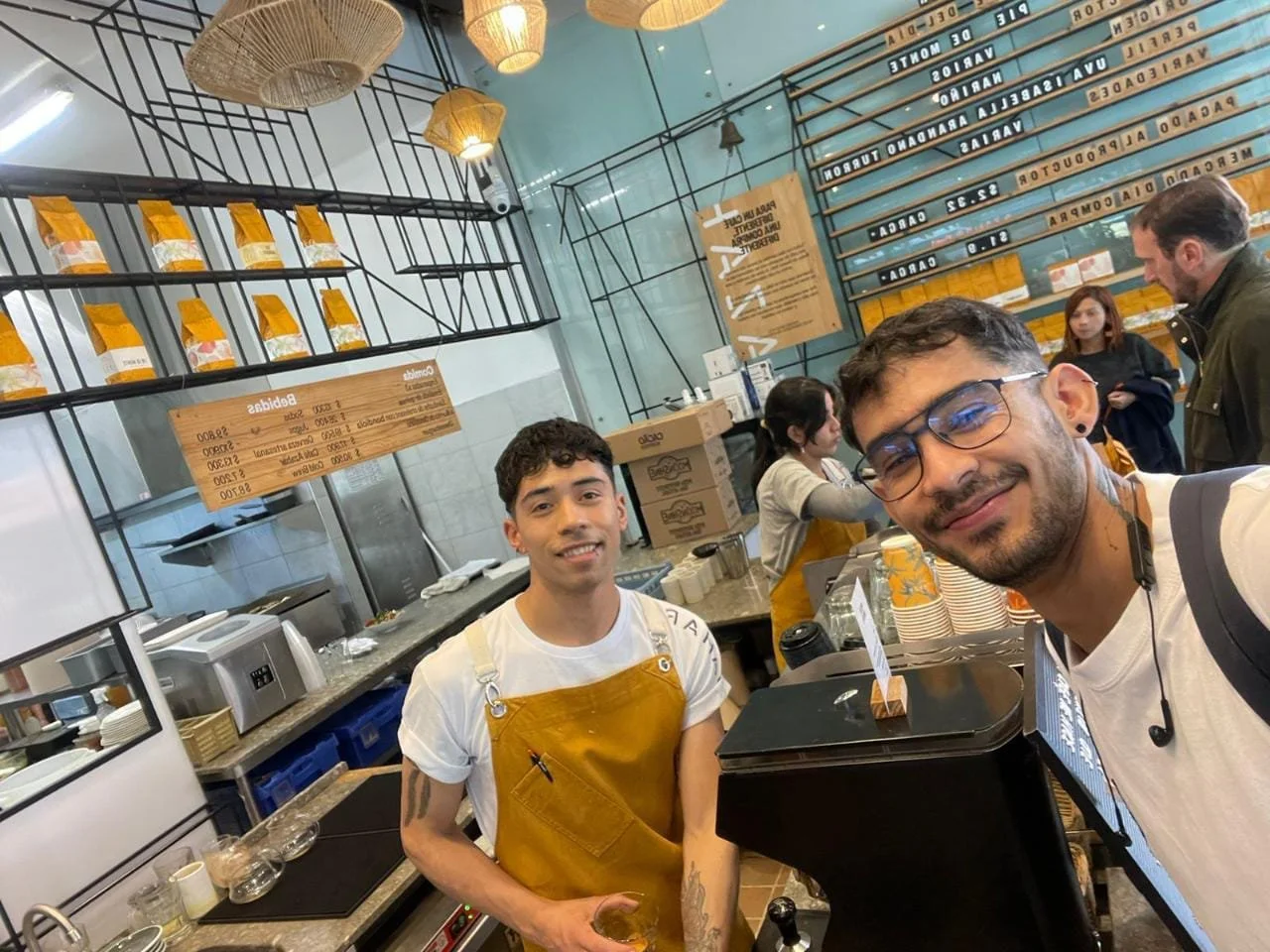 Barista Blend_José Arteaga_Jhoiner Lonoño.jpeg