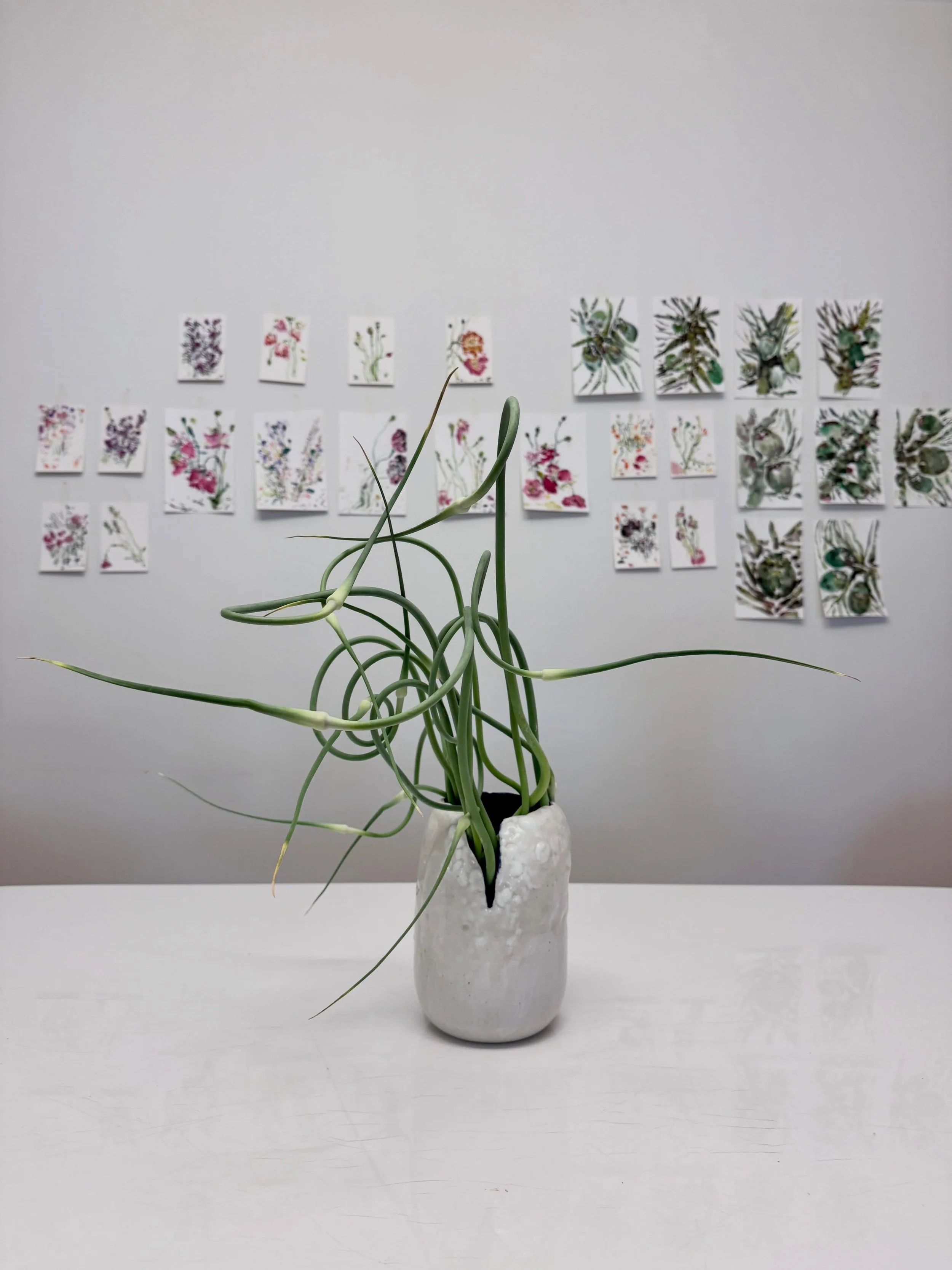 Sometimes flowers are overrated. Beauty is all around you, or from the kitchen 

#ceramic #onmytabletoday
