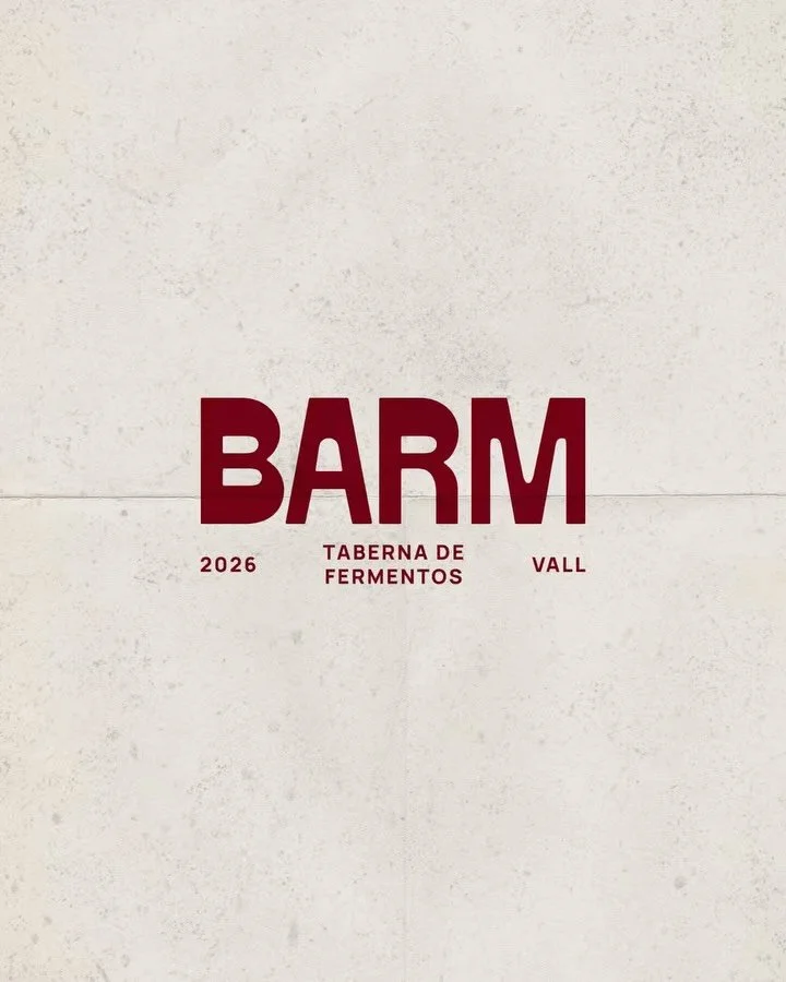 🔸Branding project🔸 @barmtaberna coming soon en Valladolid!! Un bar de toda la vida pero con un twist, encontrar&eacute;is buenos vinos, cervezas y alg&uacute;n que otro producto fermentado que saborear. 

Branding by us, con el desarrollo estrat&ea