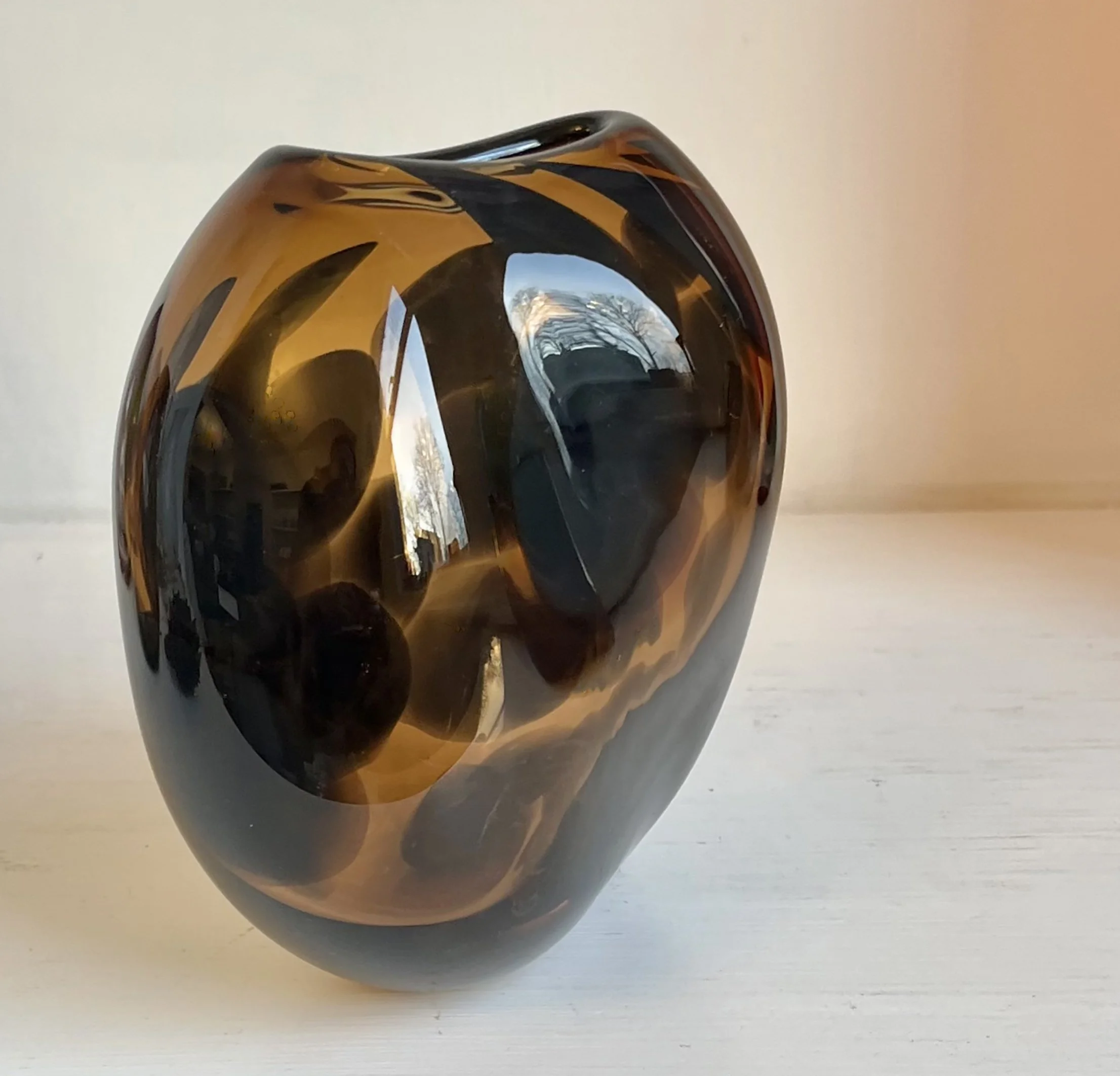 TortoiseShellglassvase.jpg